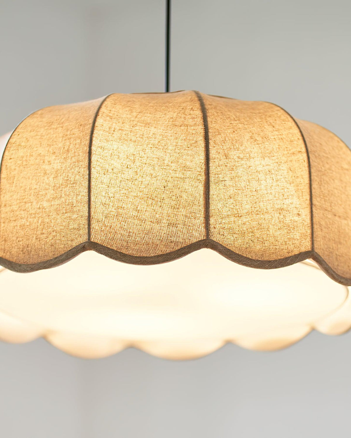 Linoaya hanglamp van Stof met Rustieke Sfeer in Beige