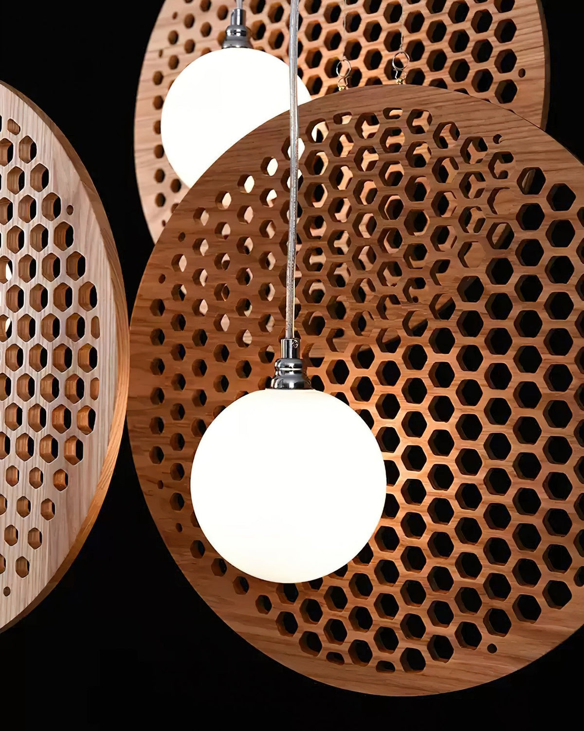 Elvenine Kroonluchter met Houten Plaat