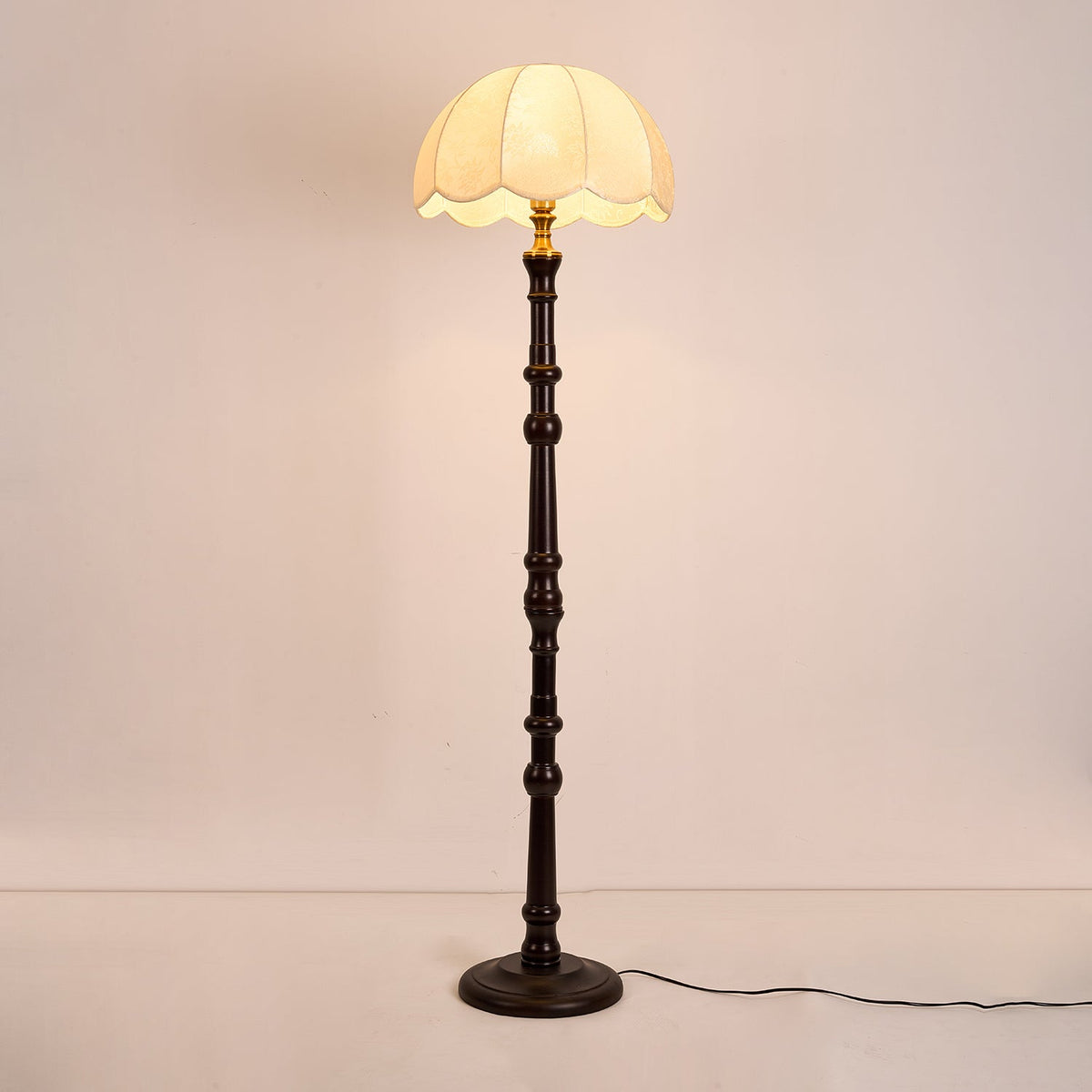 Maverick Vintage Houten vloerlamp