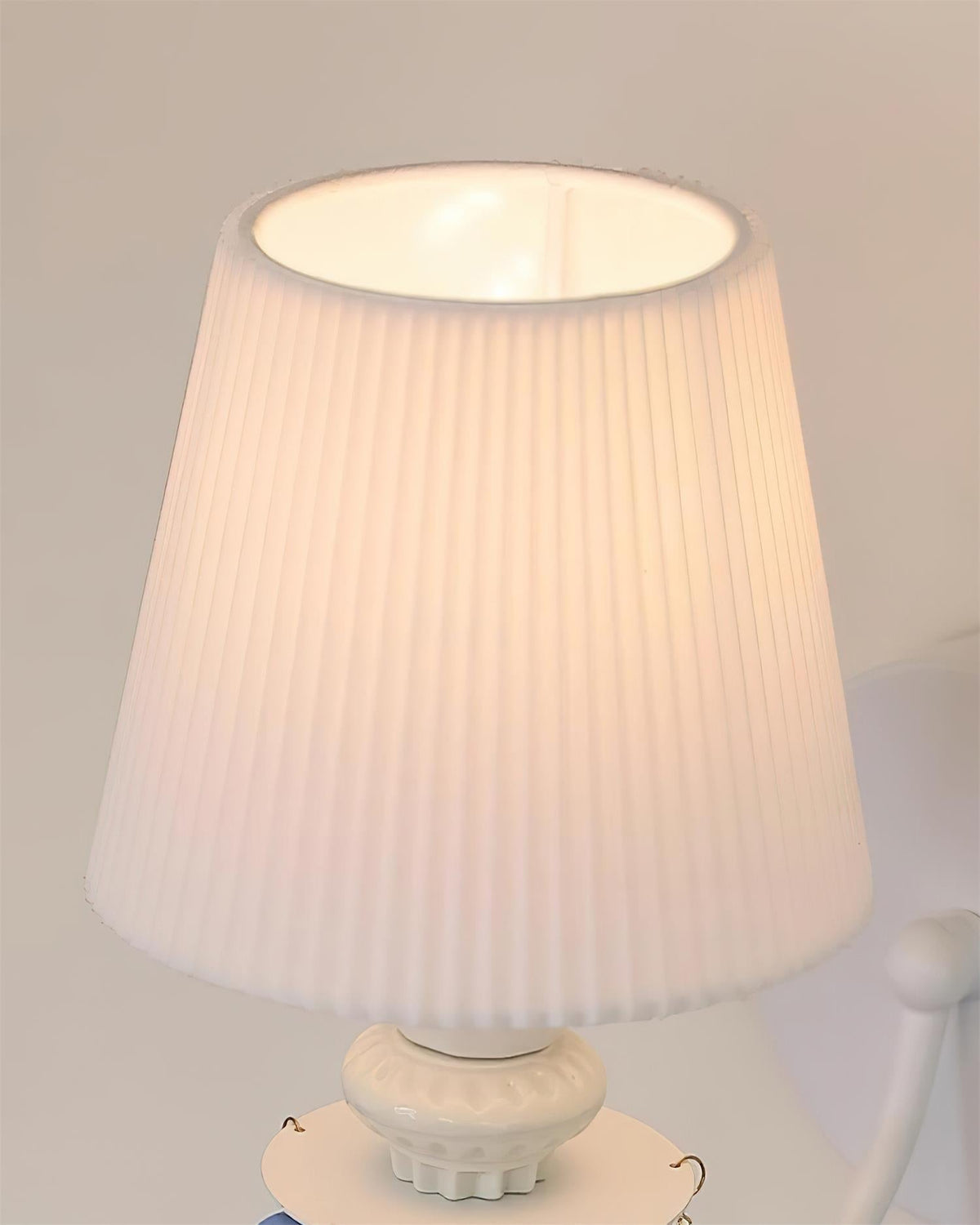 Avenivelia wandlamp
