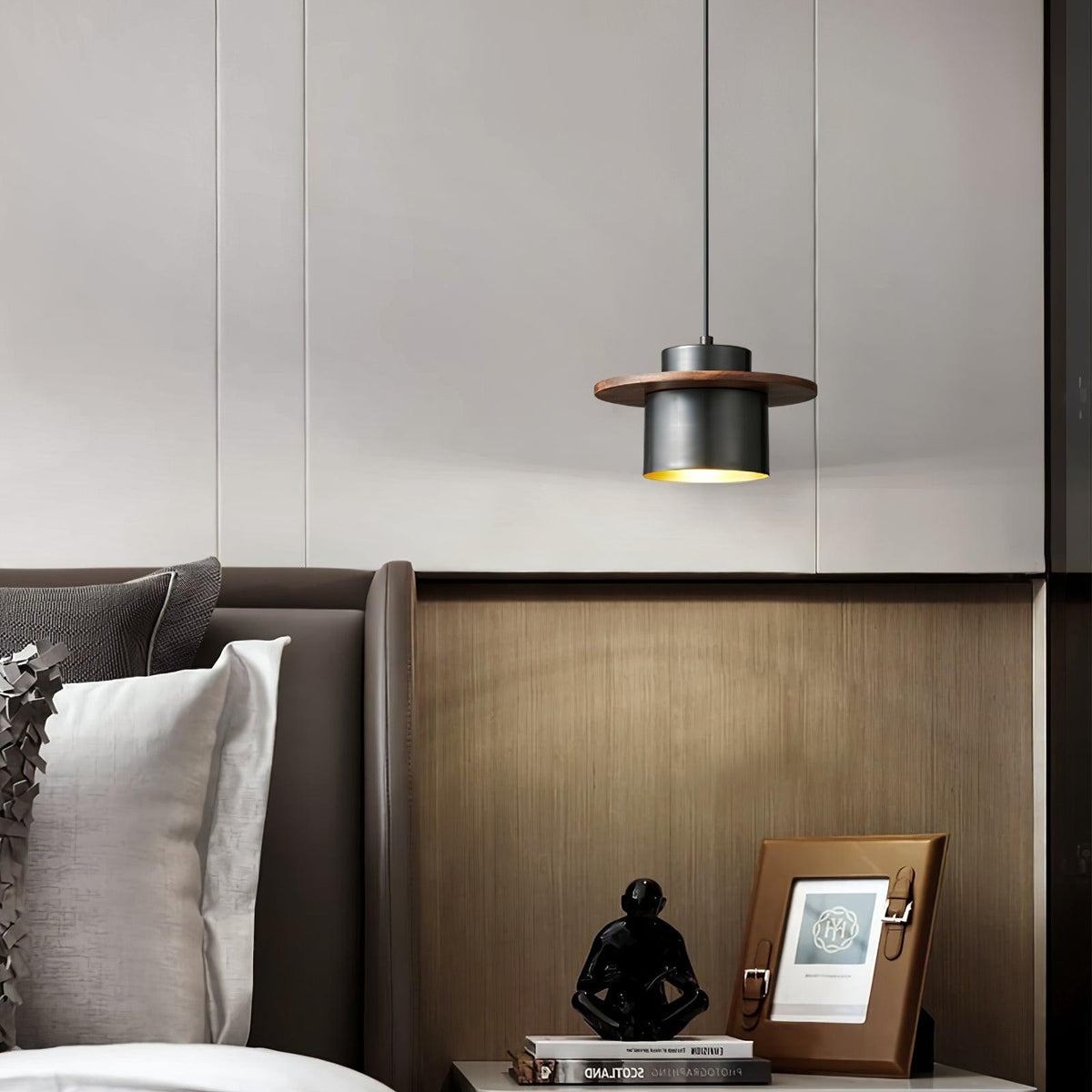 Auririra industriële hanglamp van messing en walnoot