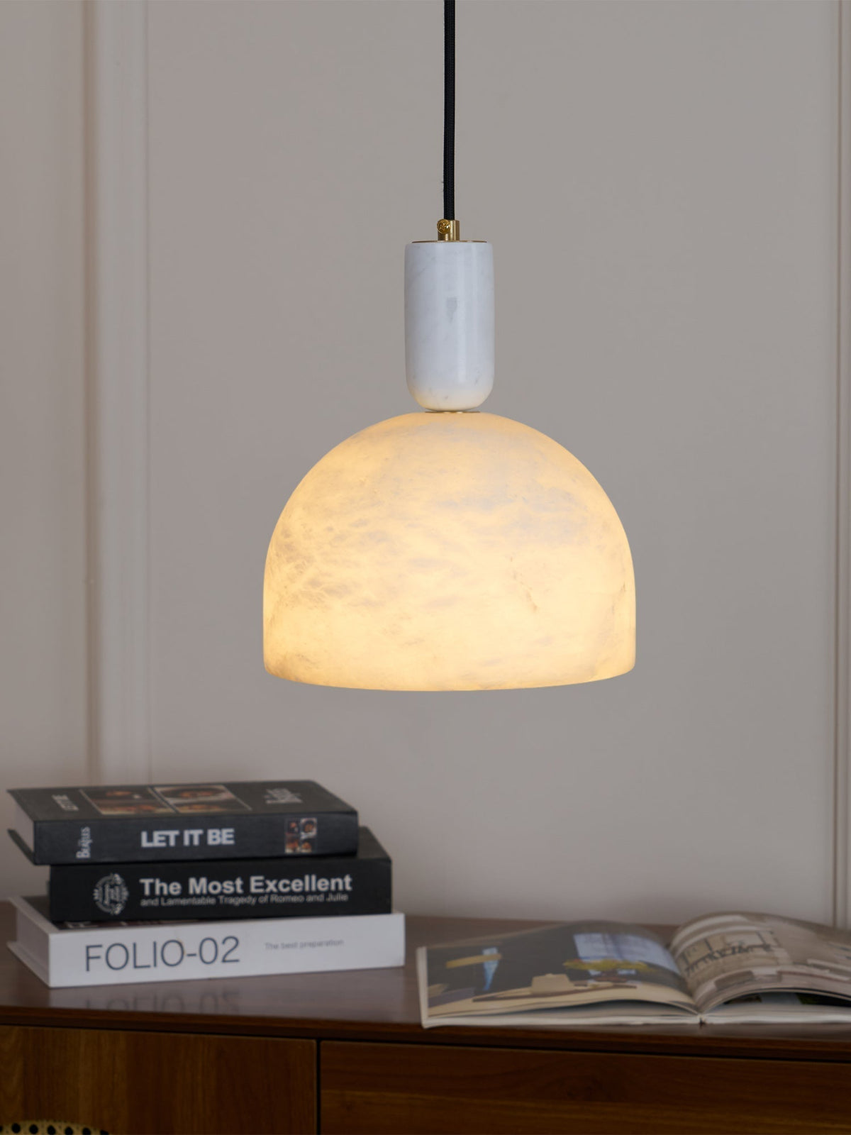 Leda minimalistische hanglamp in albast