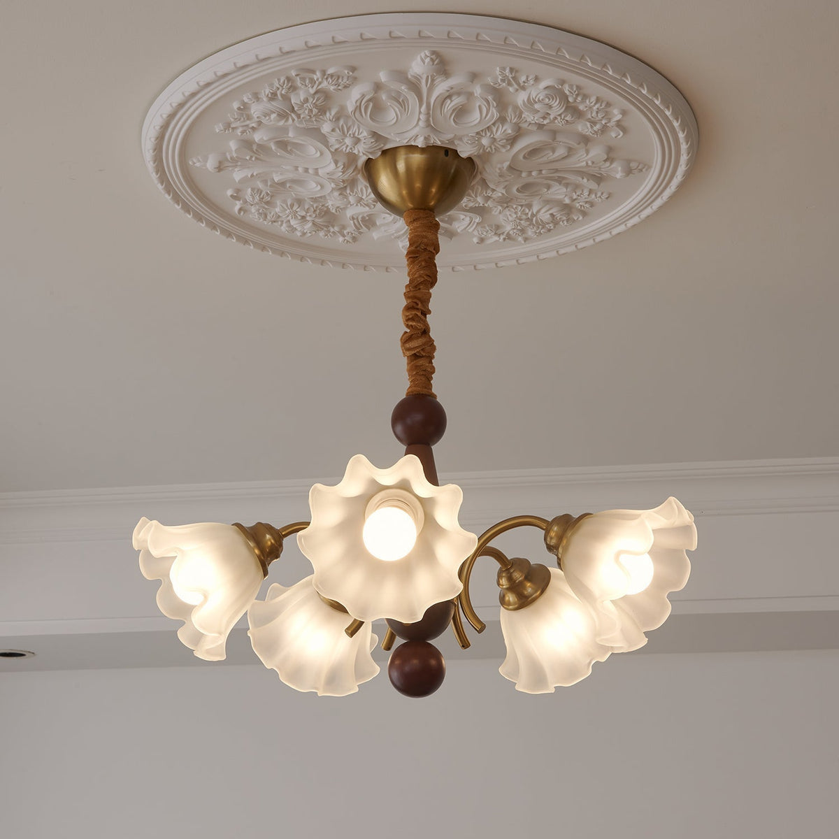 Ilvinan Traditionele Elegantie Houten glas Kroonluchter