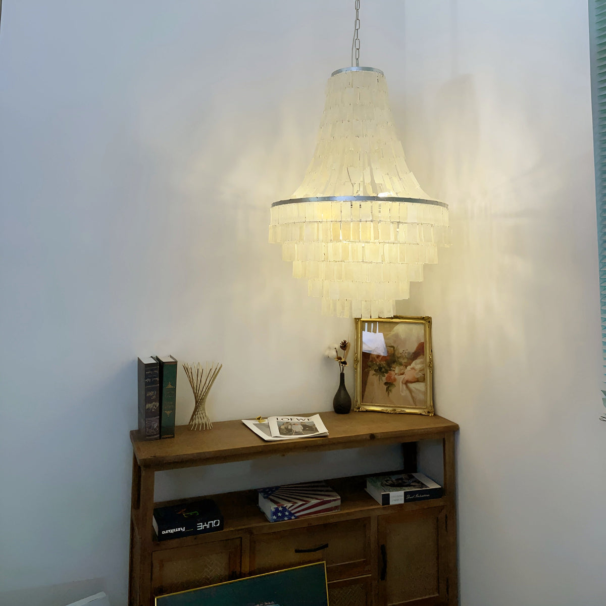 Naciira kroonluchter met Capiz schelpen in lagen, bohemian stijl