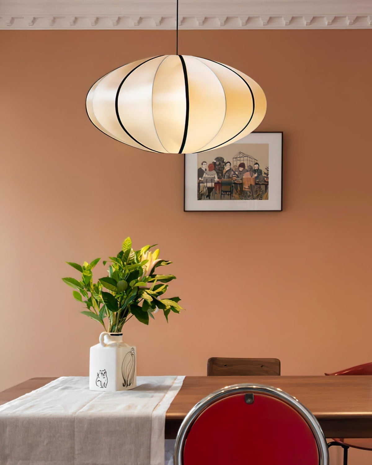 Inez hanglamp van stof met futuristisch ontwerp