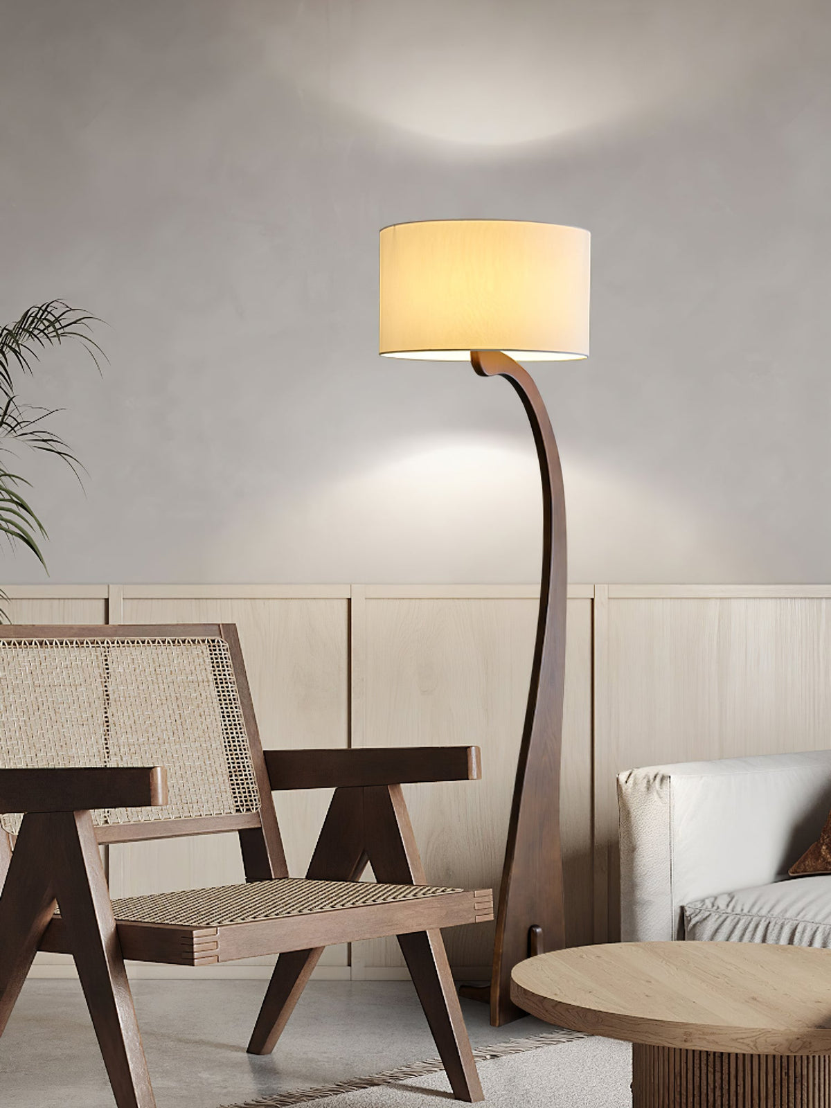Viraineria vloerlamp met Noorse houten boog
