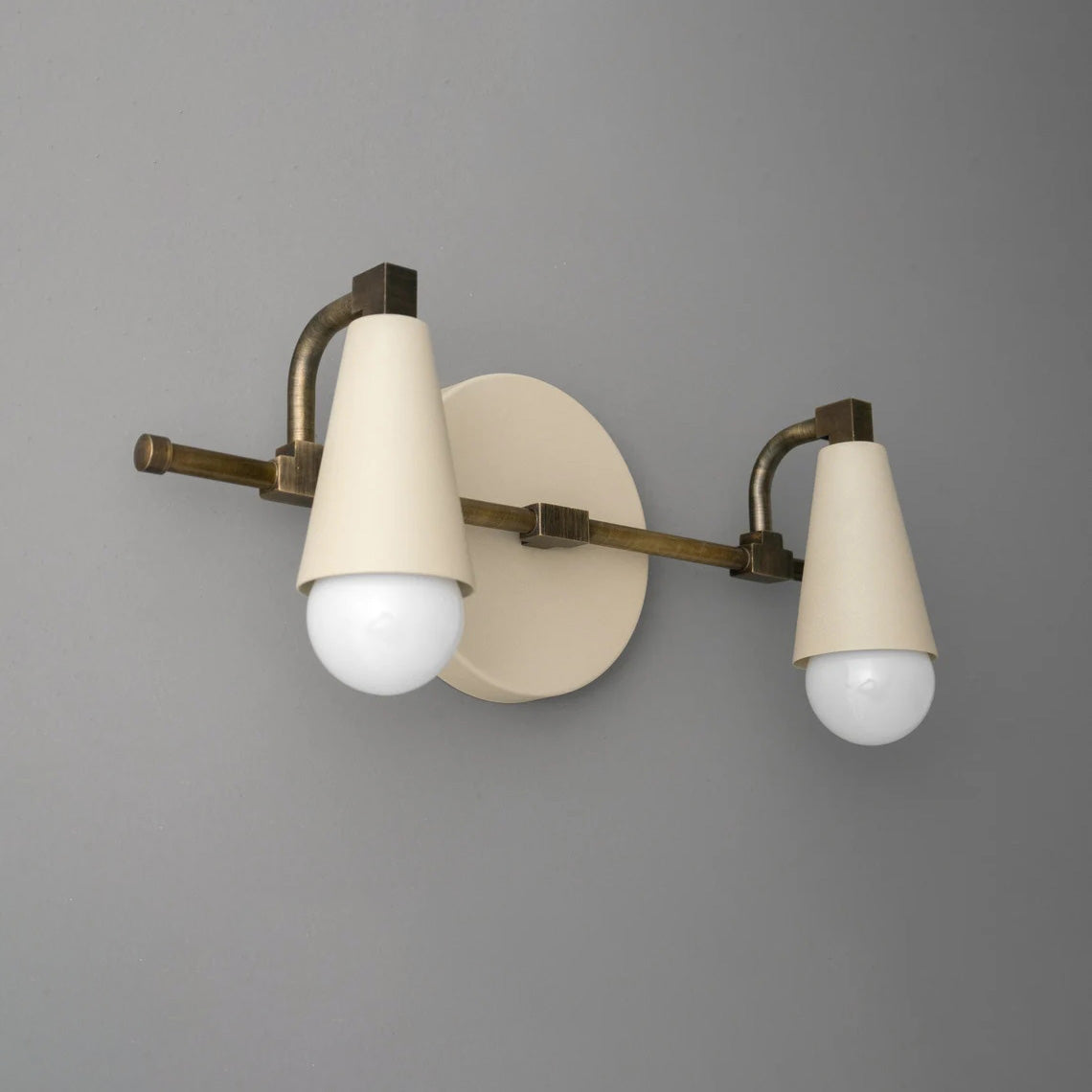 Renoelia wandlamp
