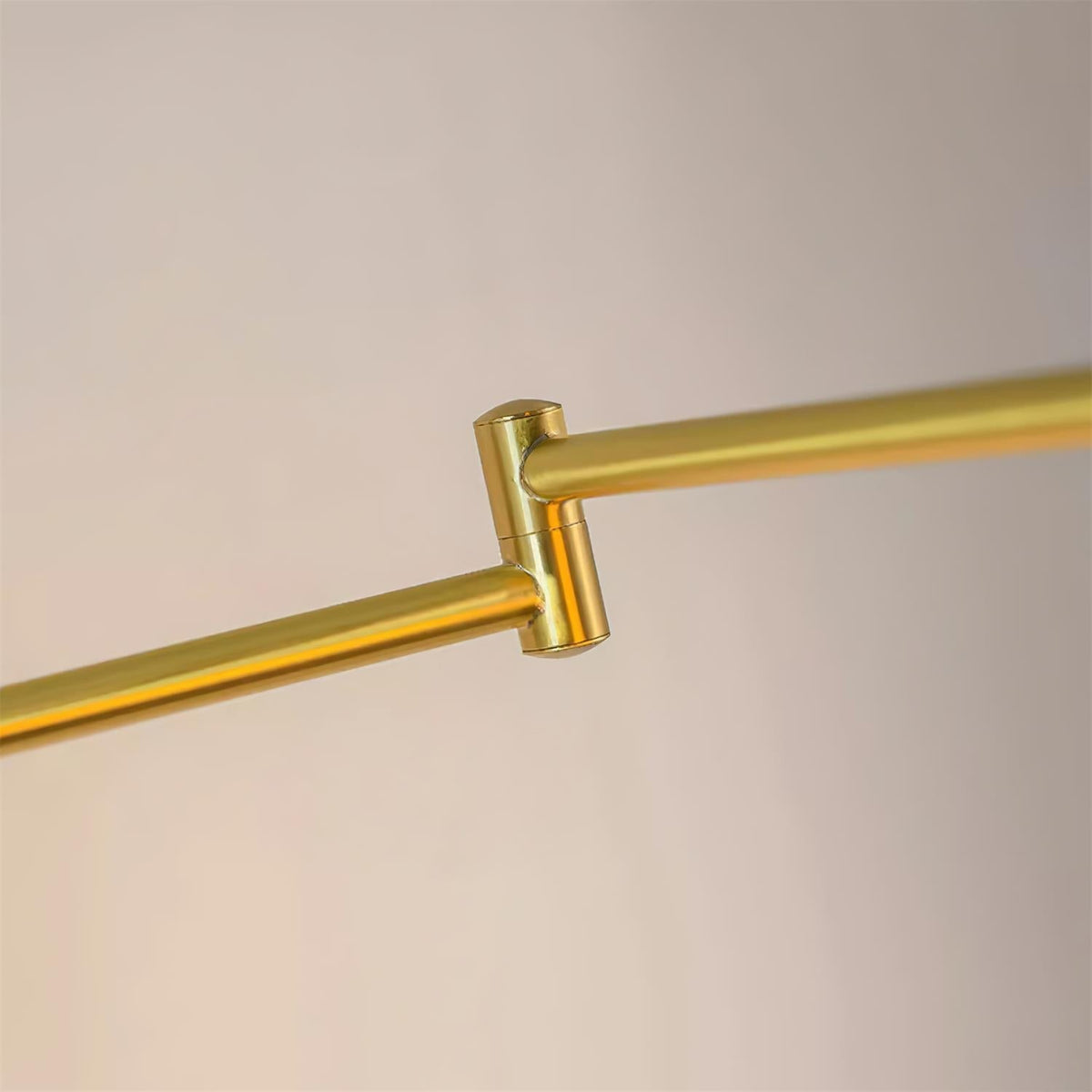 Emeric verstelbare wandlamp met swingarm en groene glazen kap