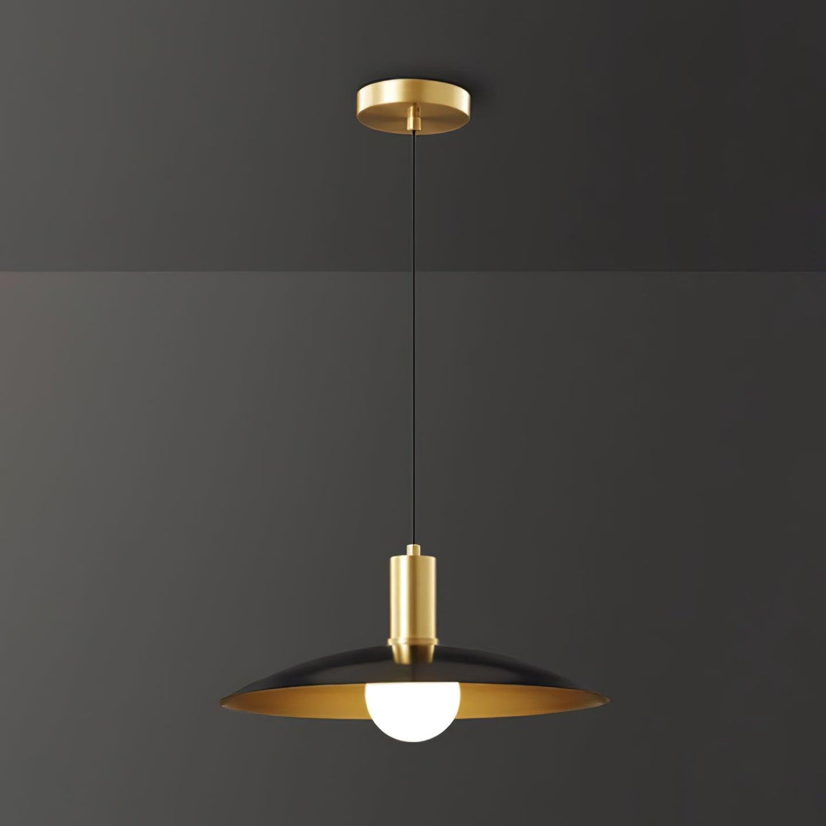 Thalora hanglamp van messing en glas