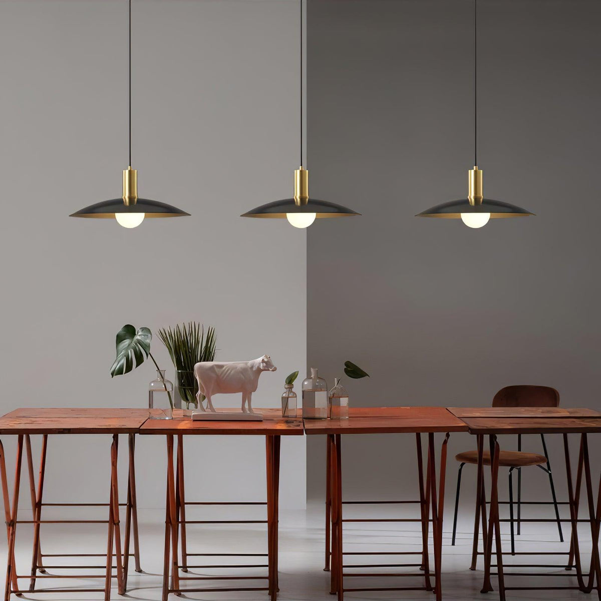 Thalora hanglamp van messing en glas