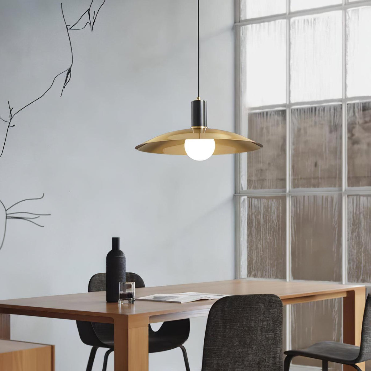 Thalora hanglamp van messing en glas