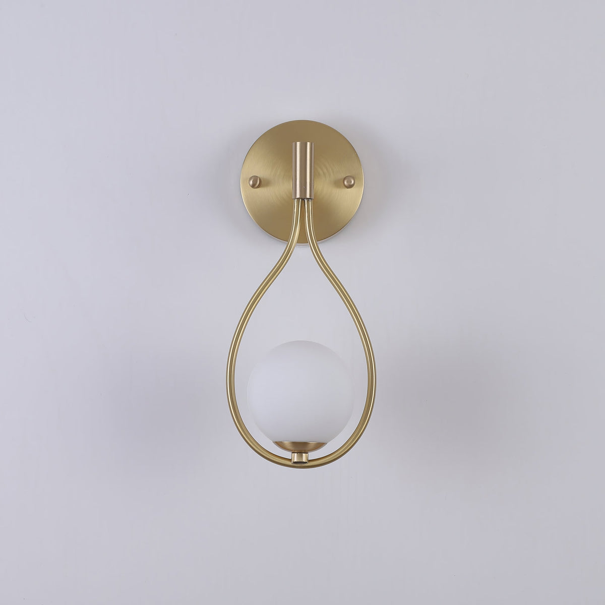 Eiralaya Moderne wandlamp van messing met glas in minimalistisch design