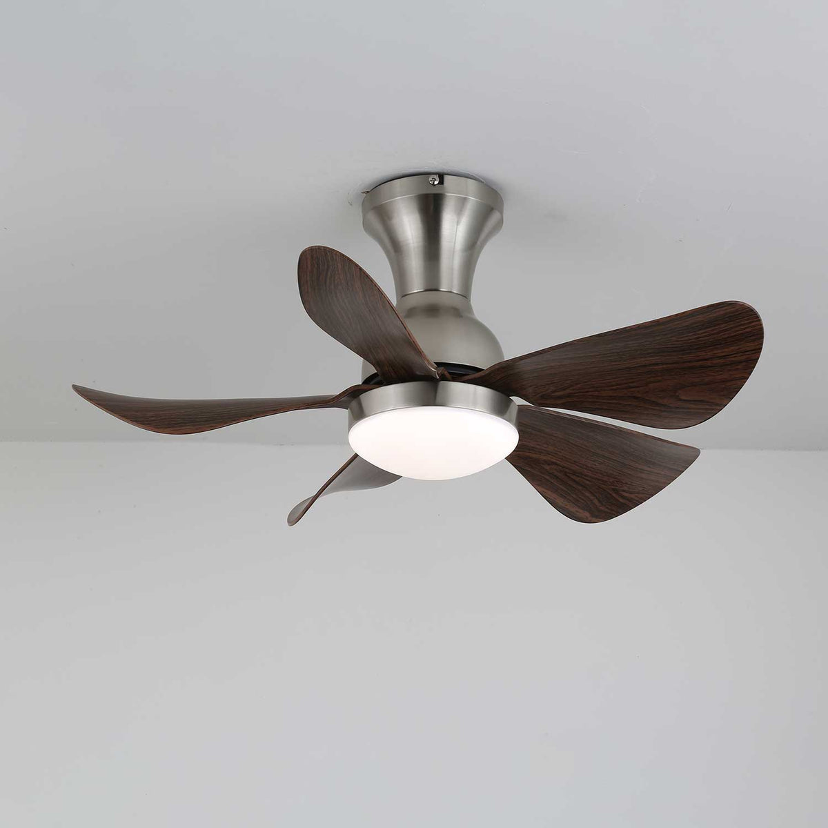 Novaro Moderne plafondventilator met verlichting van walnoothout
