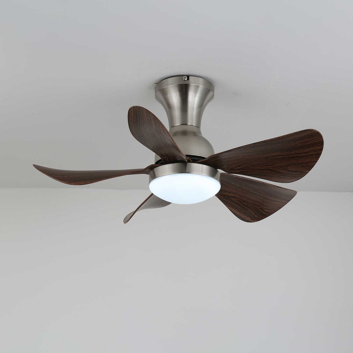 Novaro Moderne plafondventilator met verlichting van walnoothout