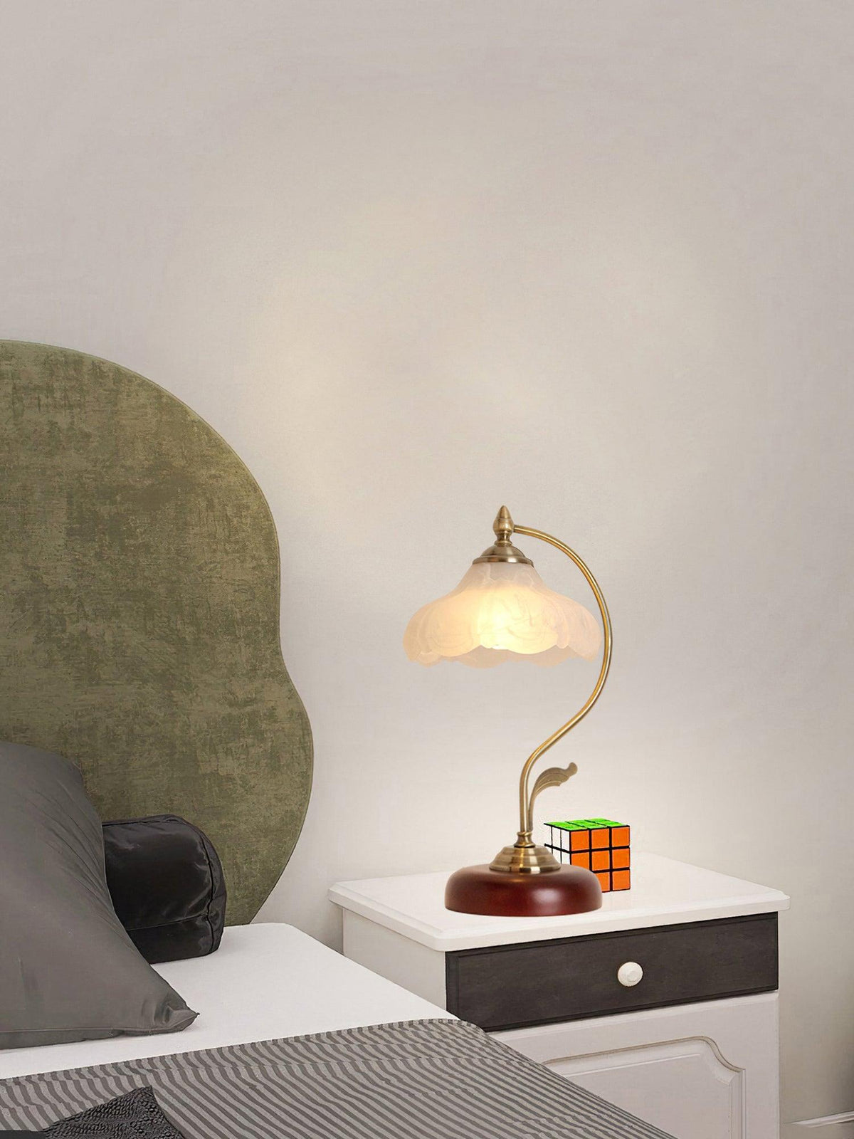 Velivise Retro bloemblaad tafellamp