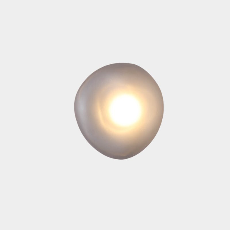 Eirinina wandlamp met bolvormig glas