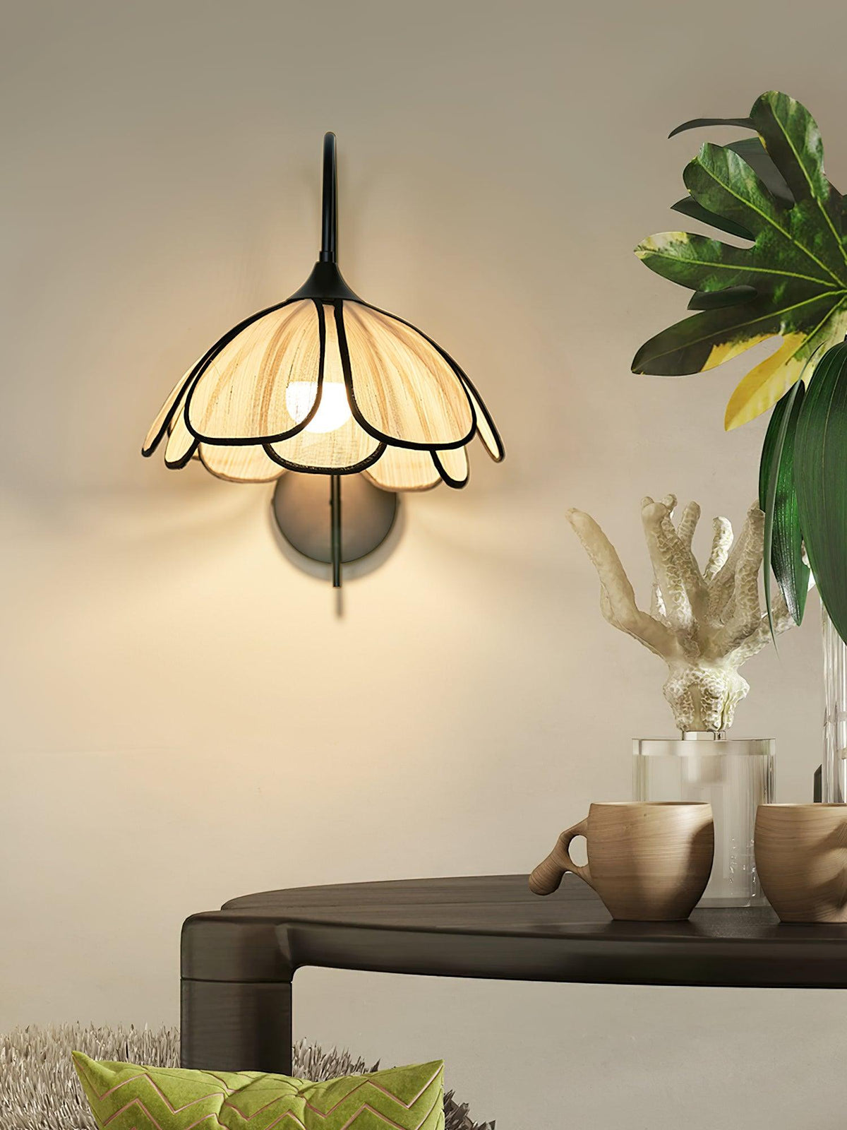 Ivsiliel wandlamp met Natuurlijke Verbrande Bloemblaadjes