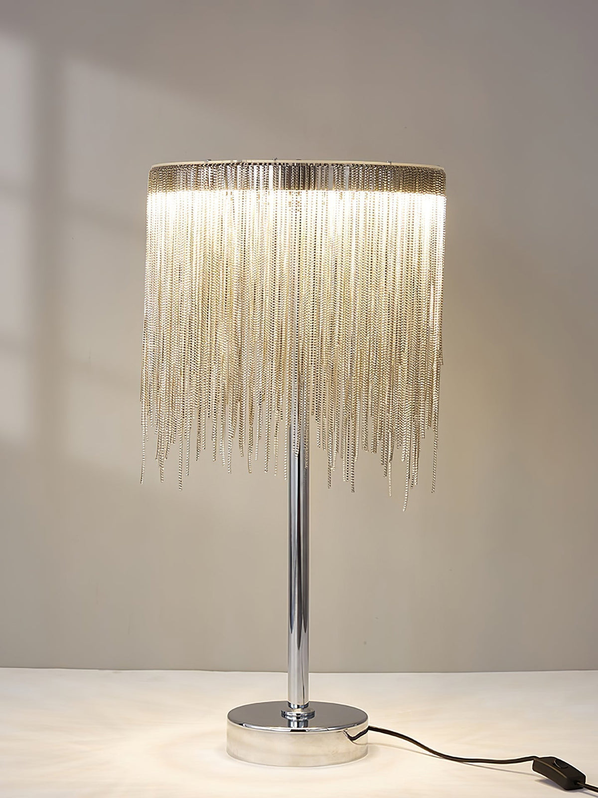 Cascade Cadena Tassel tafellamp