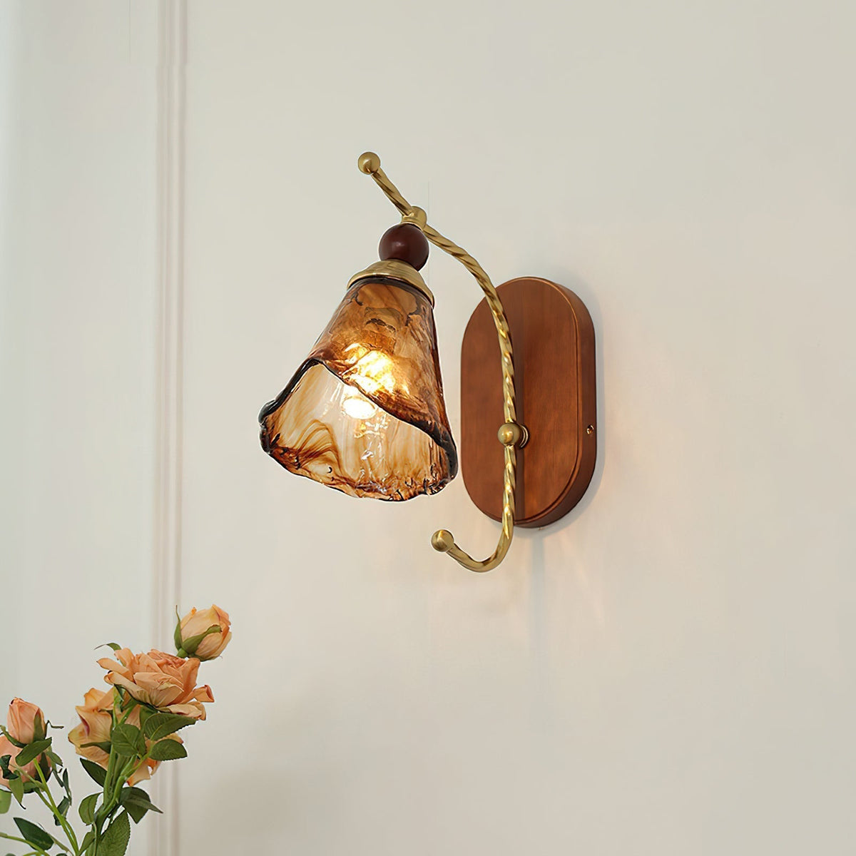 Orelivaya wandlamp