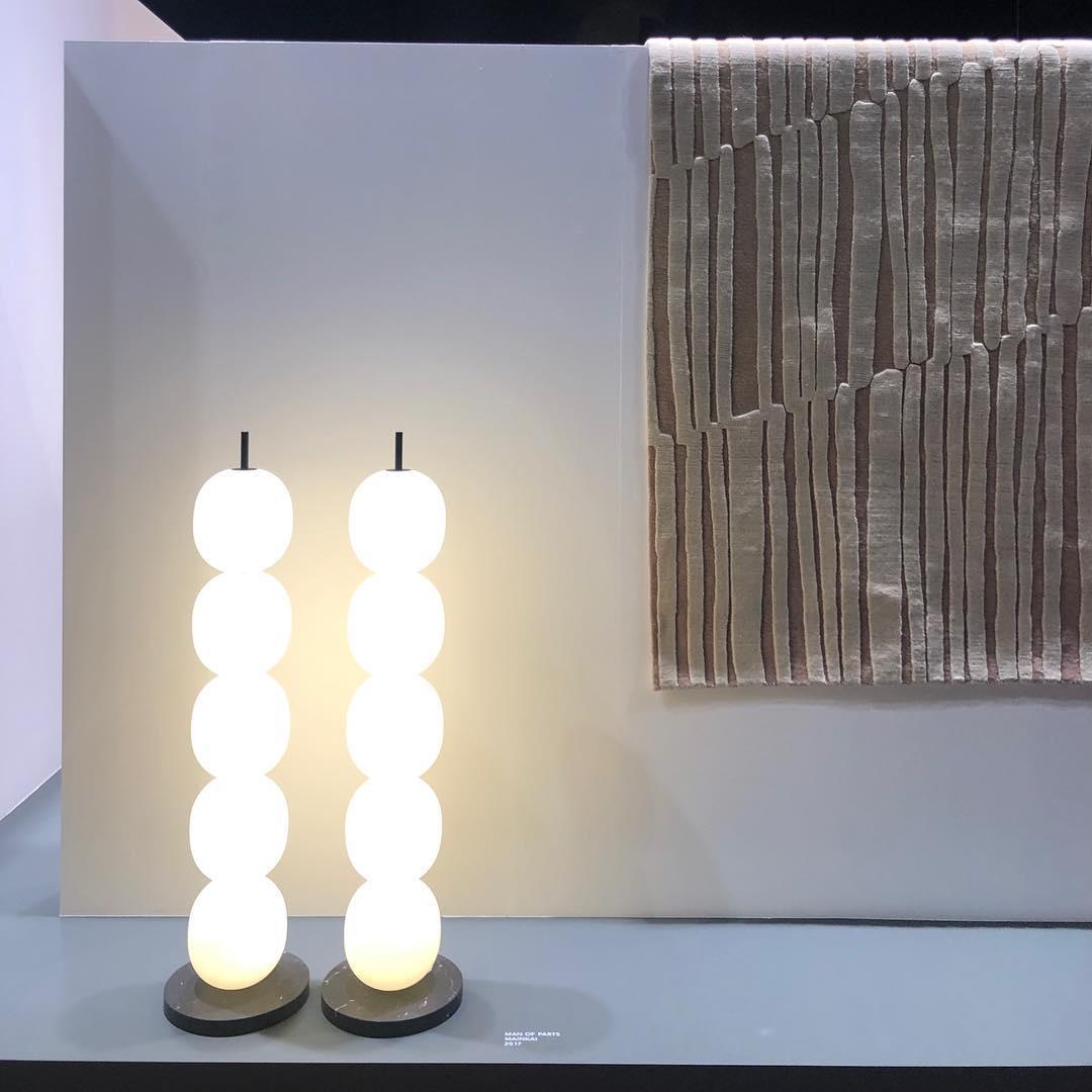 Ceni Minimalistische vloerlamp van marmer