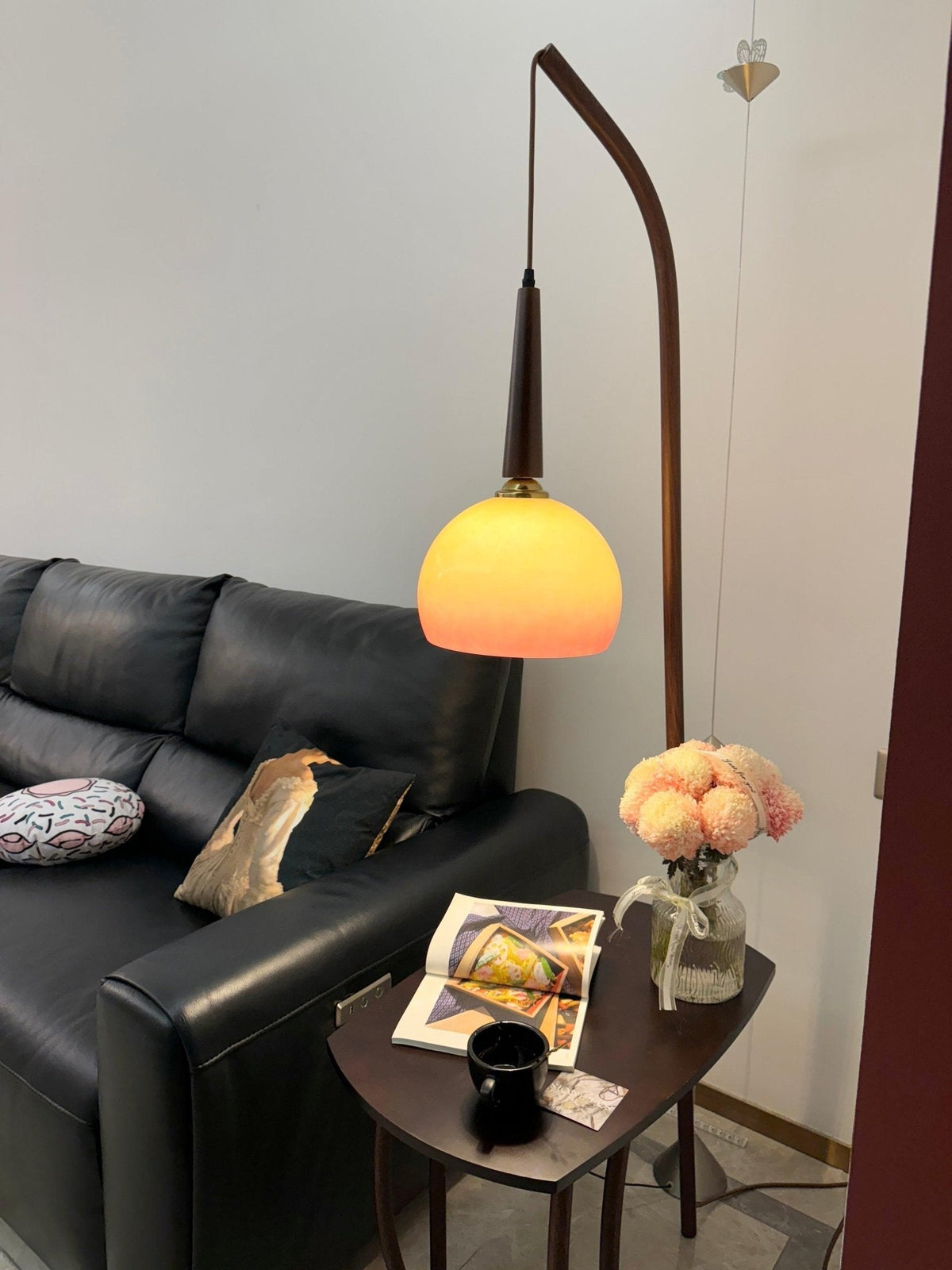 Fior Moderne vloerlamp van walnoothout