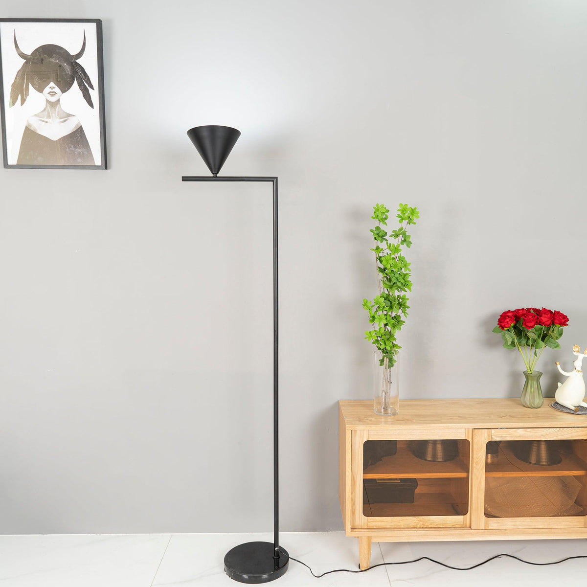 Nell Minimalistische vloerlamp