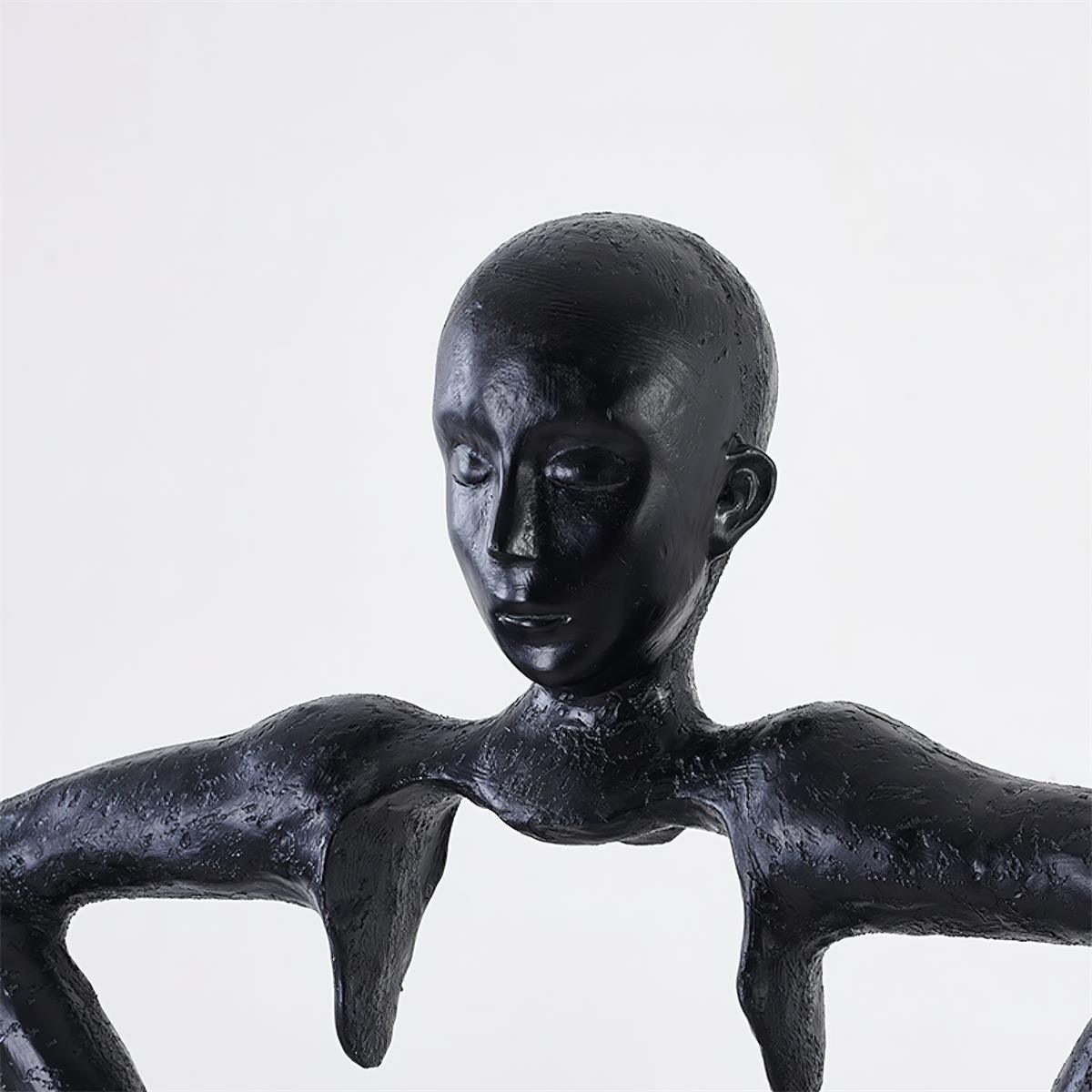 Vamiryra sculpturale vloerlamp in zwart