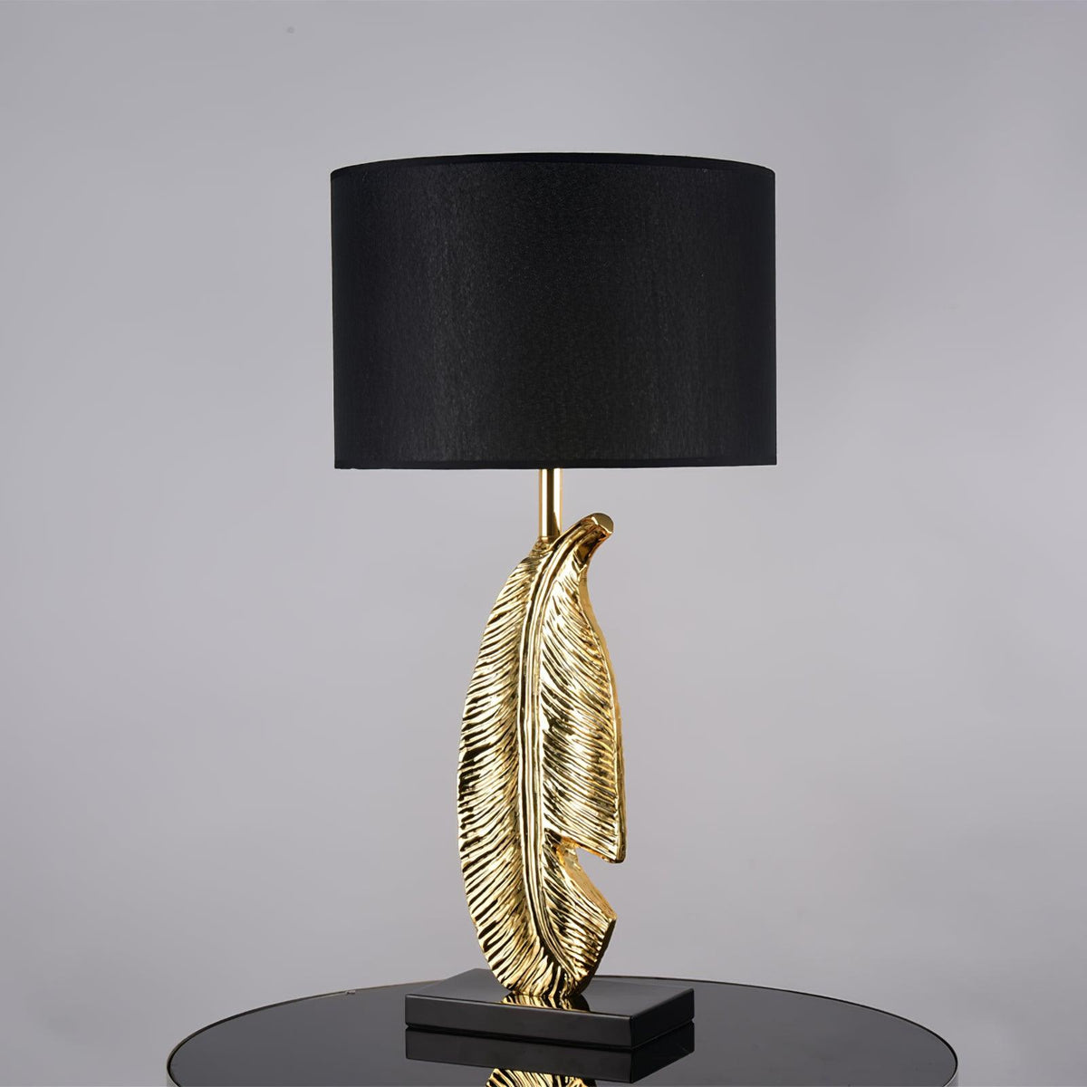 Riviiella modern Tafellamp