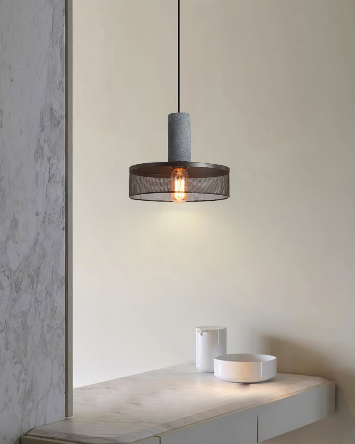 Lumeraine hanglamp van cement met mesh