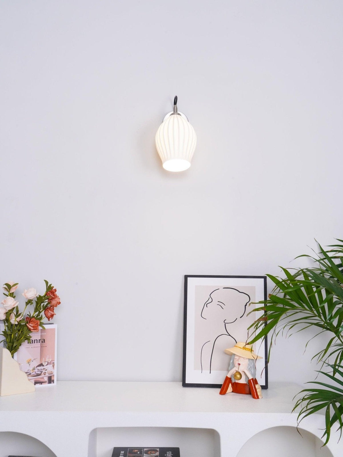 Zotalisra moderne minimalistische geribbelde wandlamp van keramiek