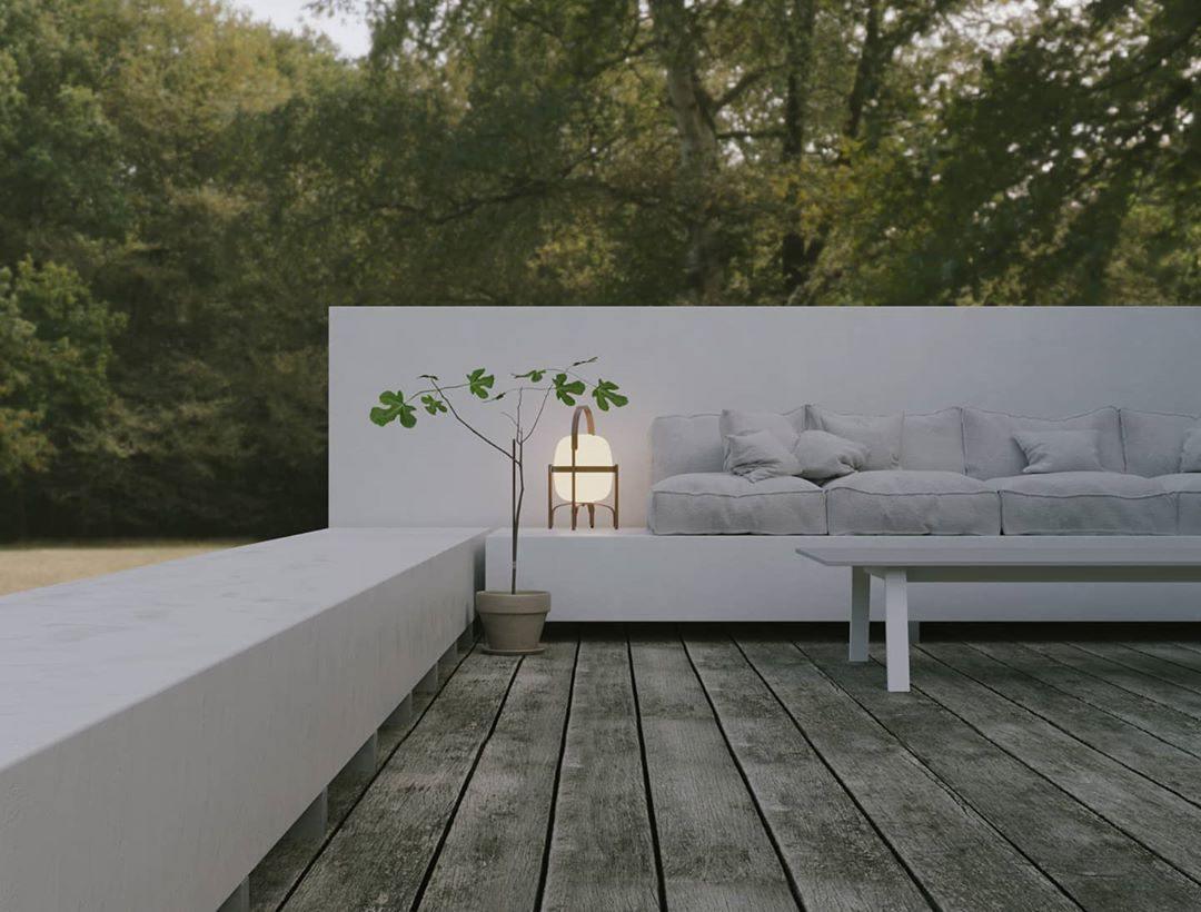 Lethra tafellamp van hout en glas
