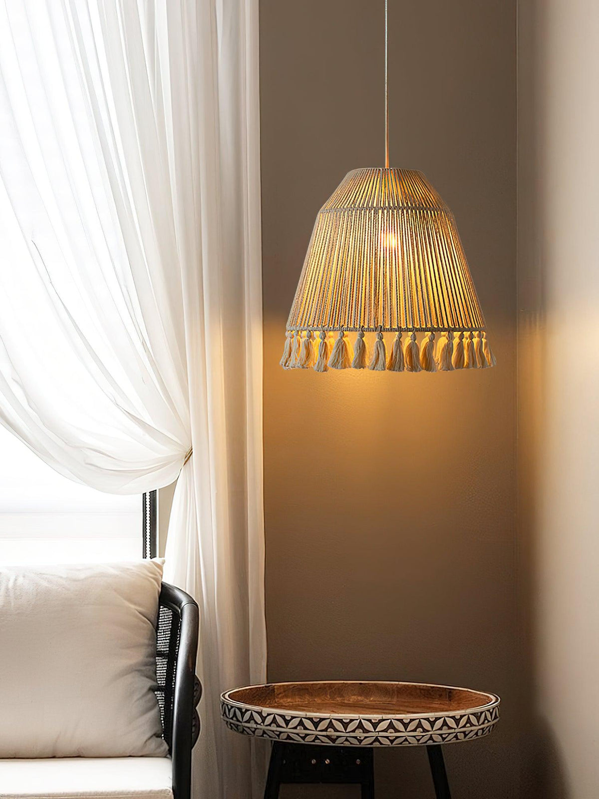 Hlugan traditionele hanglamp met touw en bloemblaadjes