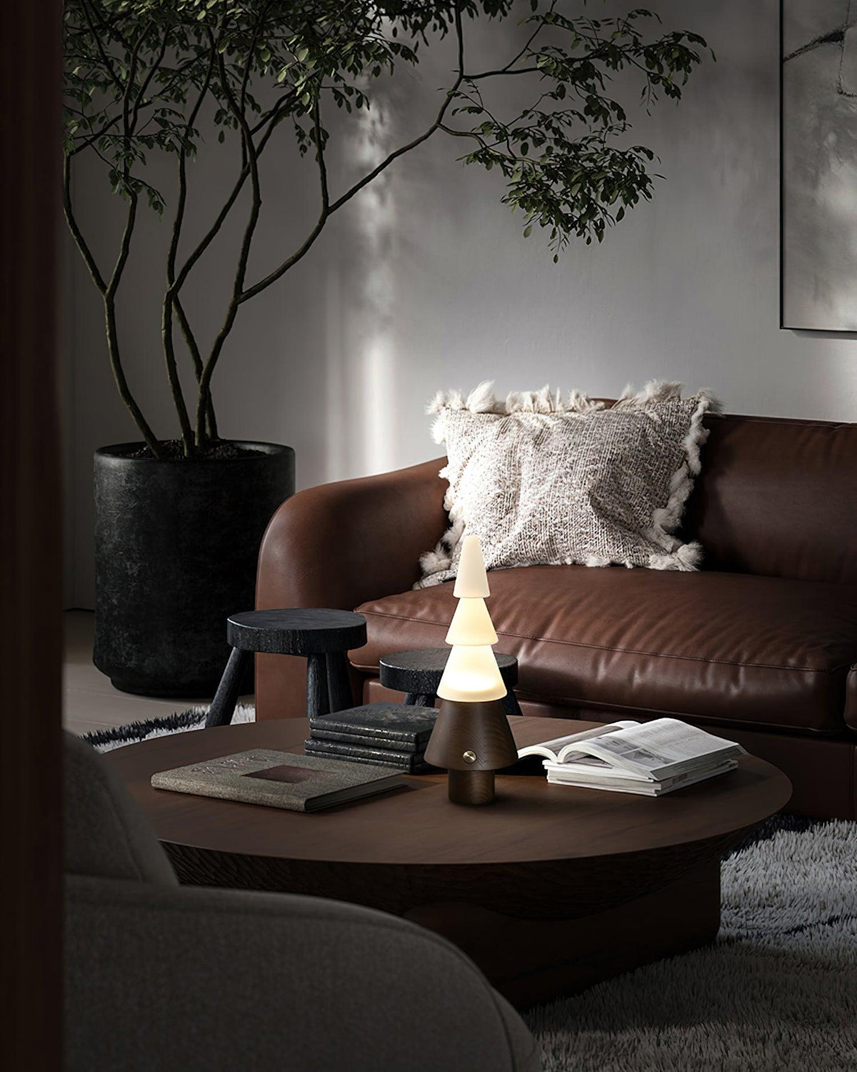 Elveette moderne tafellamp van walnoot