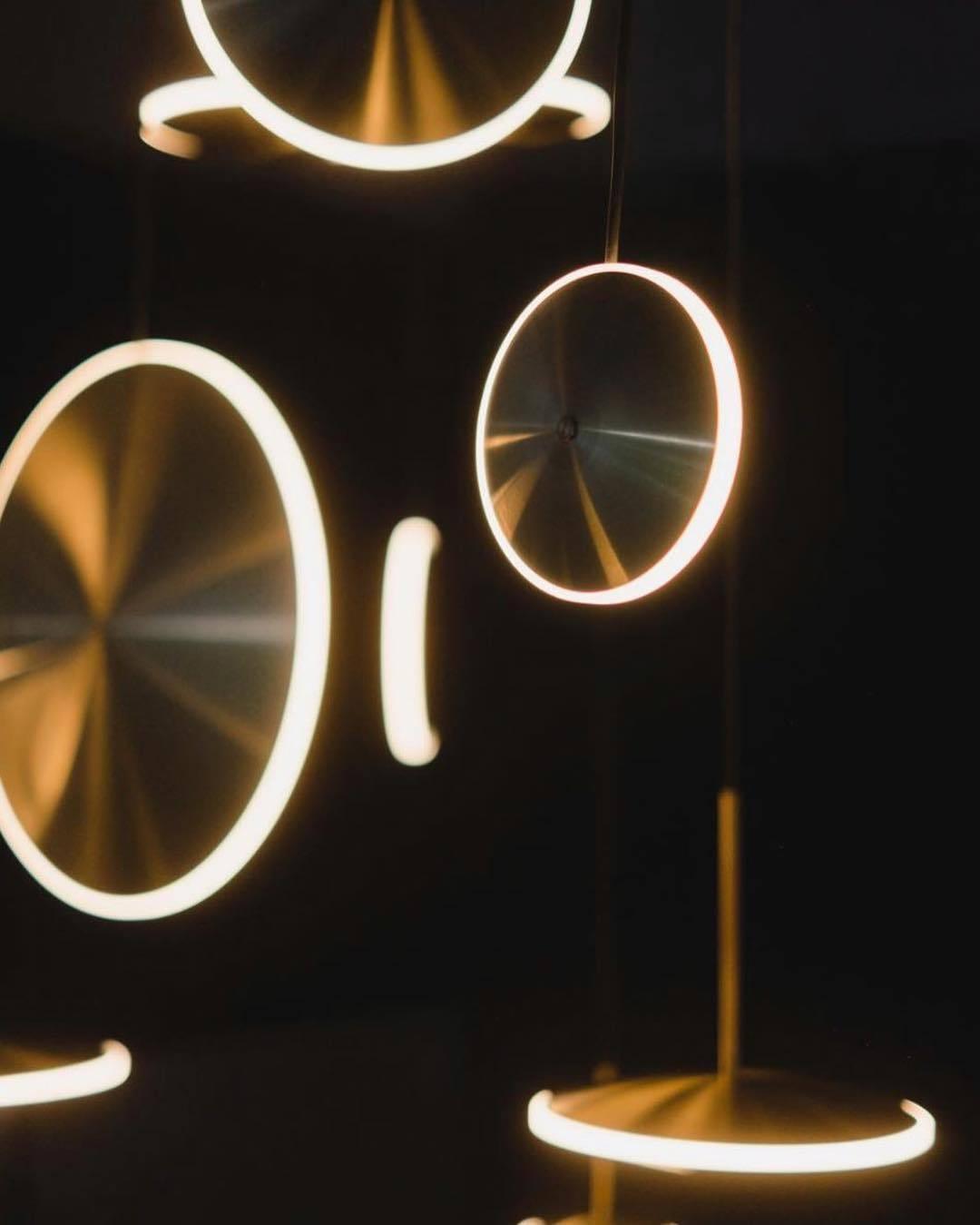 Uvenisra Moderne minimalistische hanglamp in schotelvorm