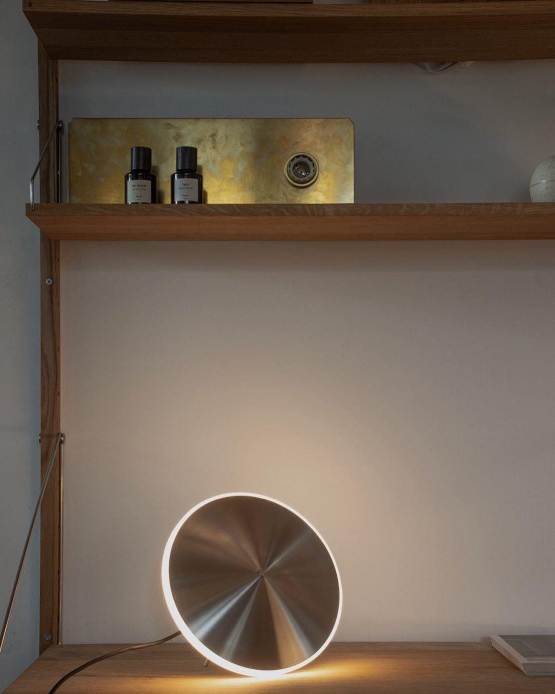 Uvenisra Moderne minimalistische hanglamp in schotelvorm
