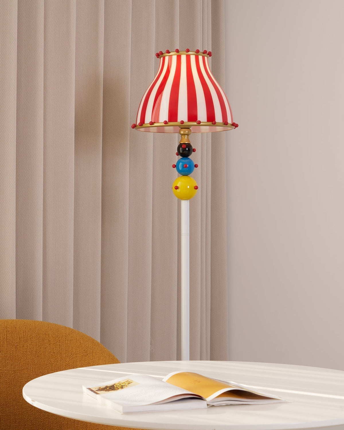 Teriaaine vloerlamp