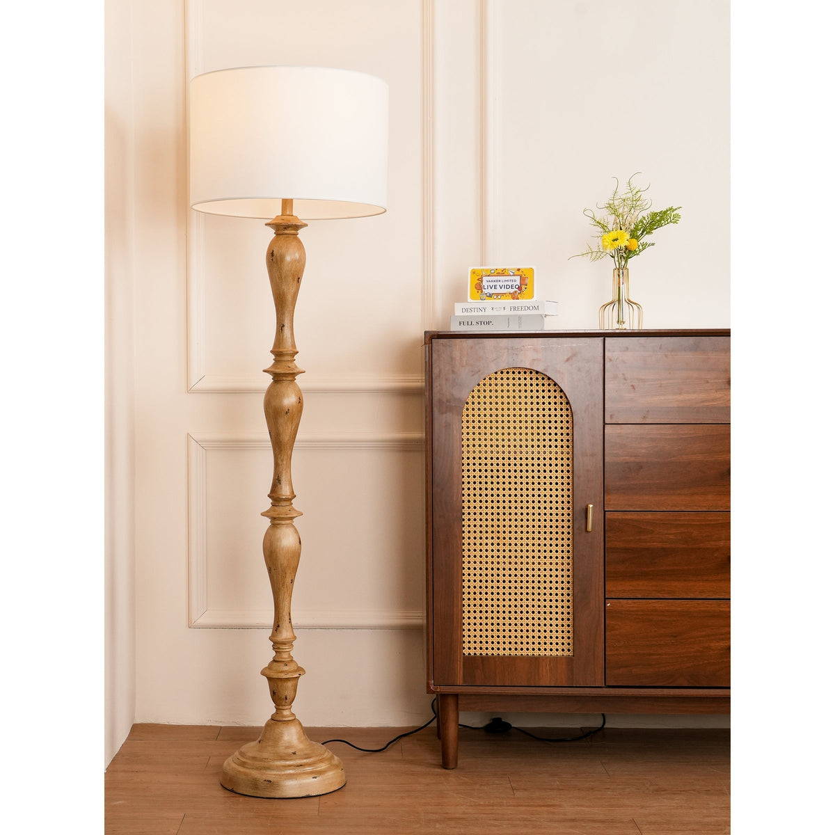 Coastal houten vloerlamp met stoffen kap