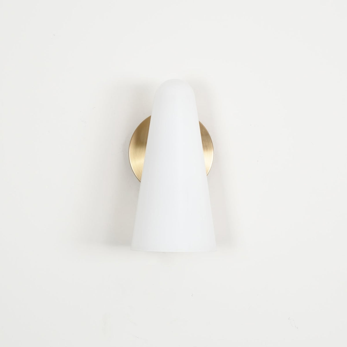 Velivira conische glazen wandlamp