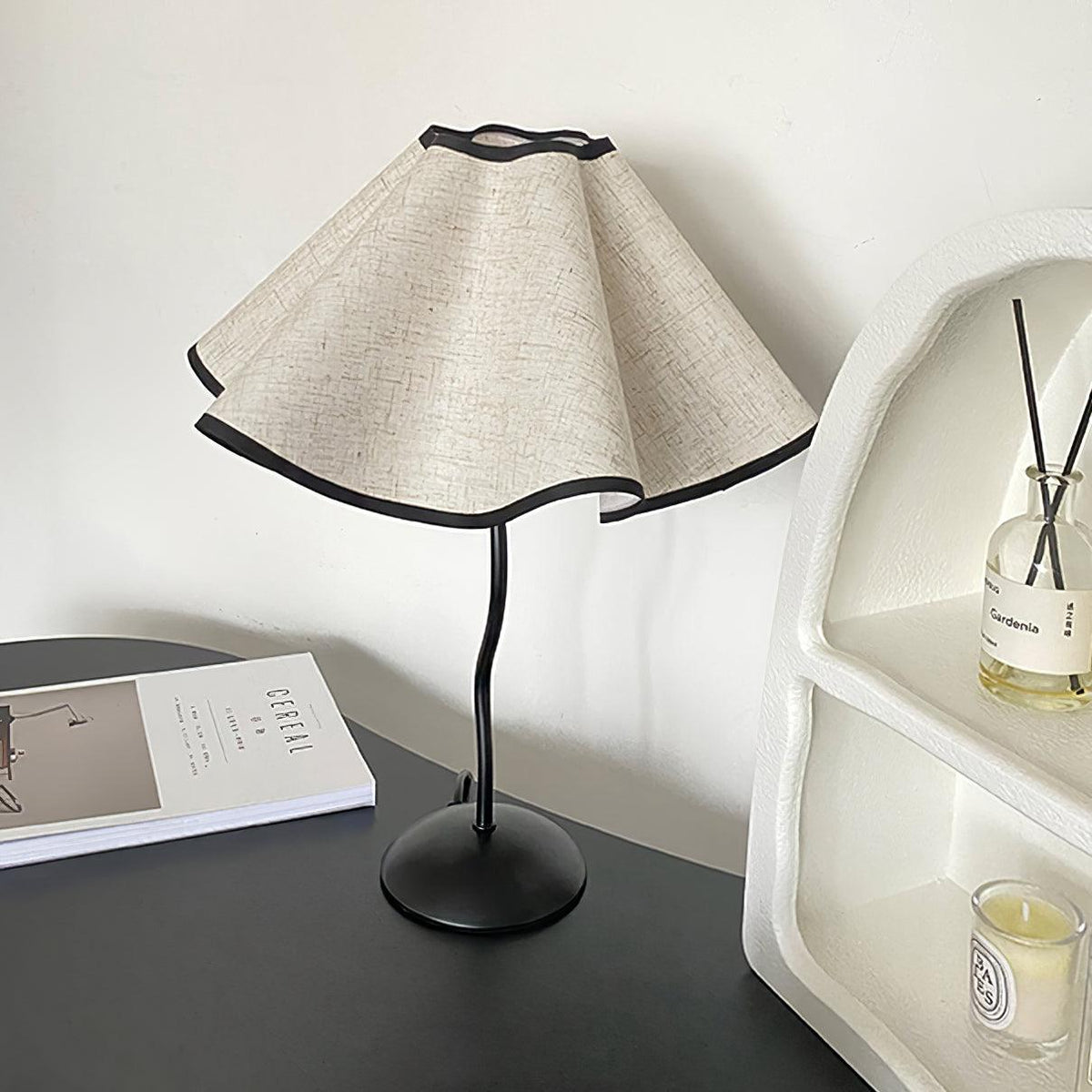 Luminova artistieke tafellamp van textiel