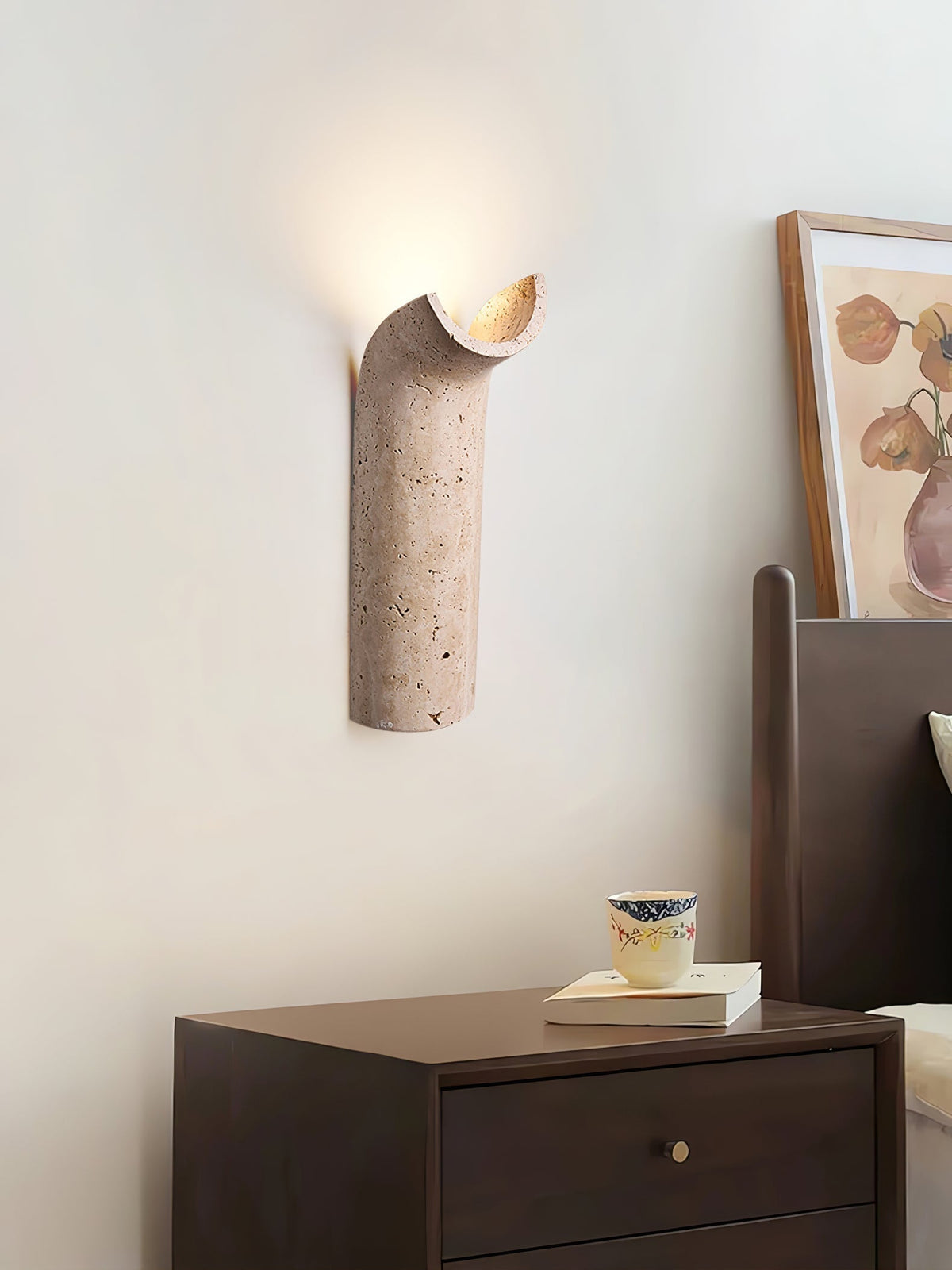Lycoris wandlamp met geel travertin