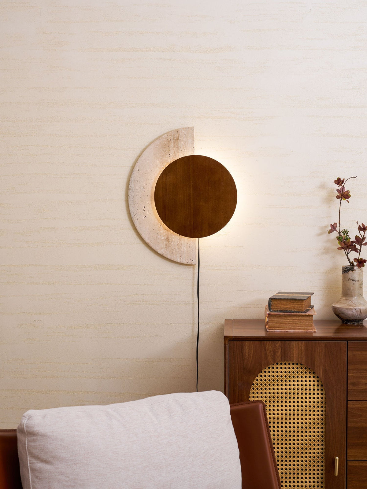 Crescent Halo wandlamp met stekker