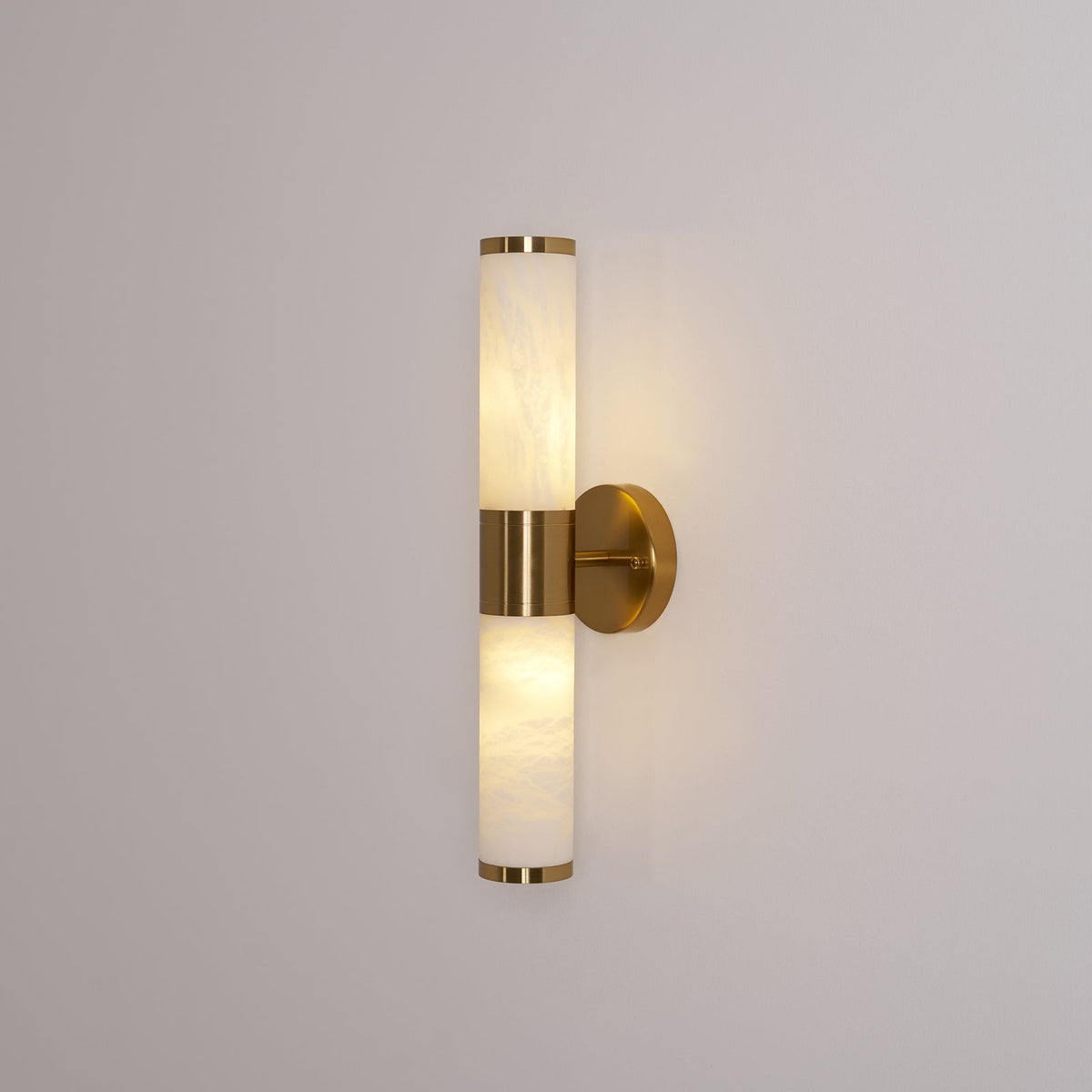 Lucian wandlamp van albast