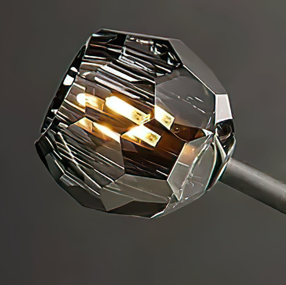 Thalyn hanglamp met kristallen bollen in messing