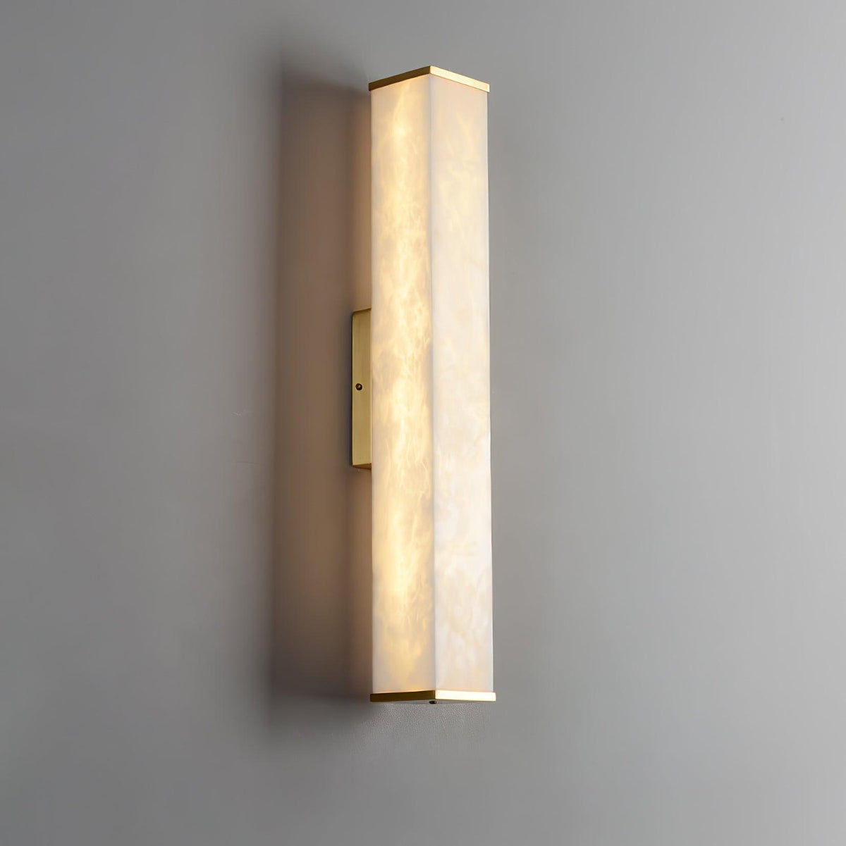 Vithaira albasten wandlamp