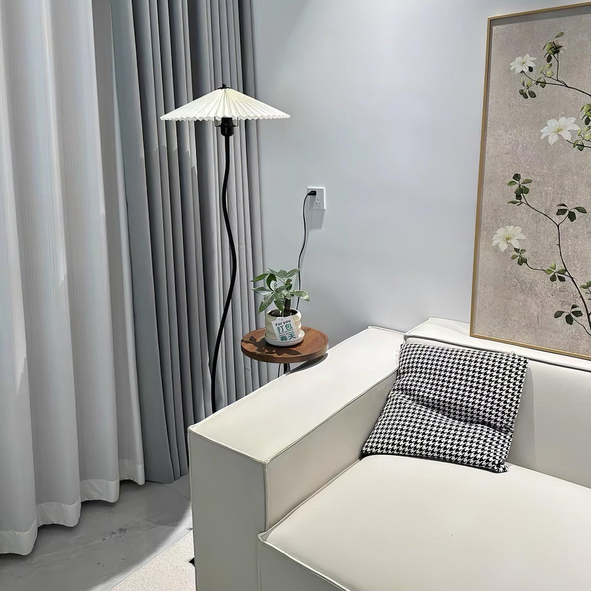 Ghel Minimalistische vloerlamp van hout