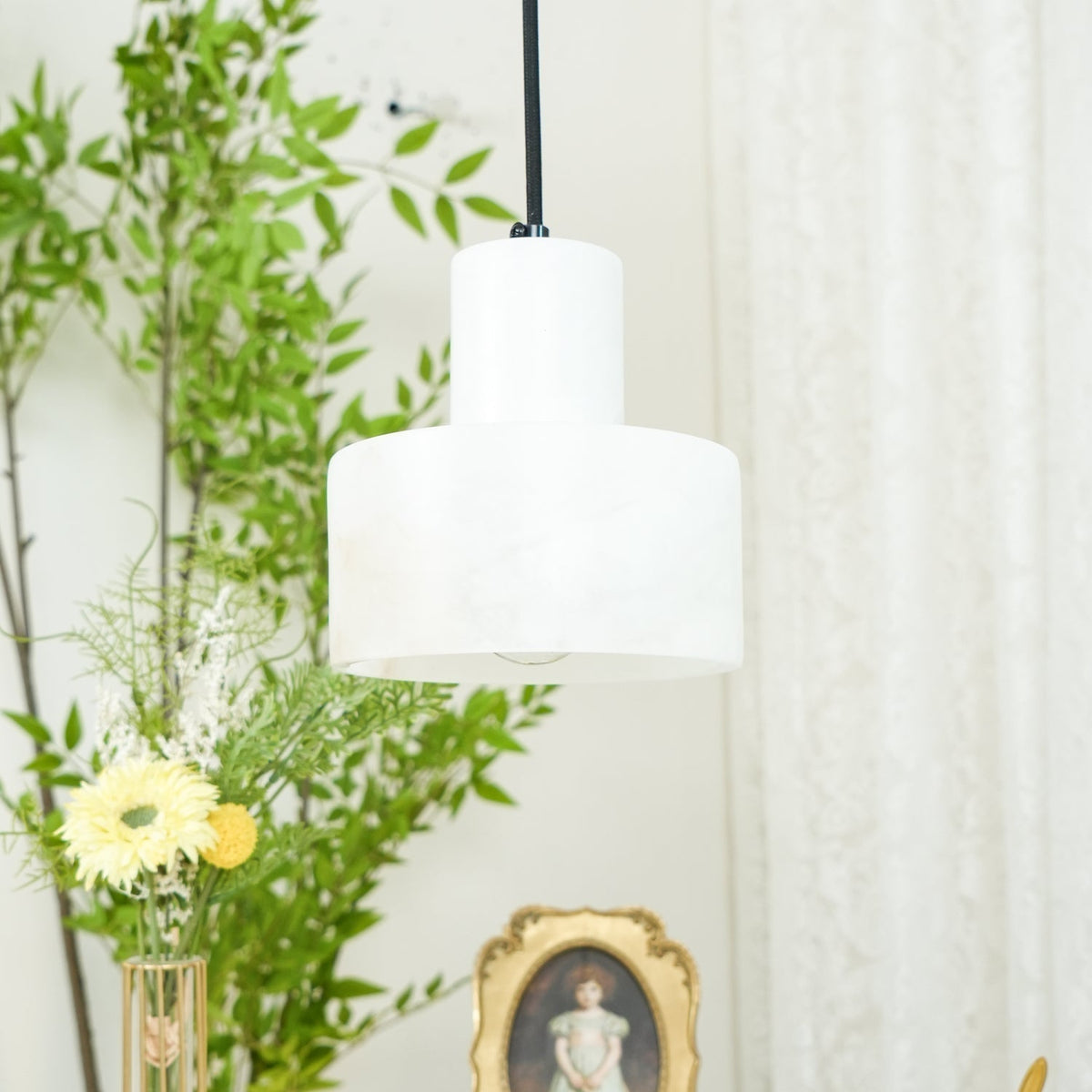 Moderne hanglamp van albast met dubbele cilindervorm