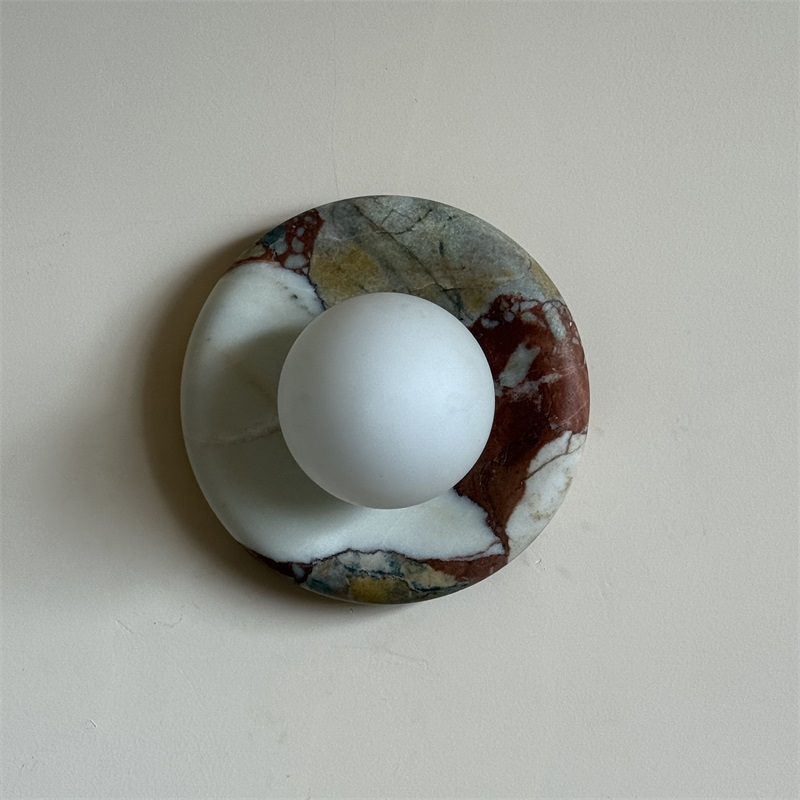Vomire wandlamp