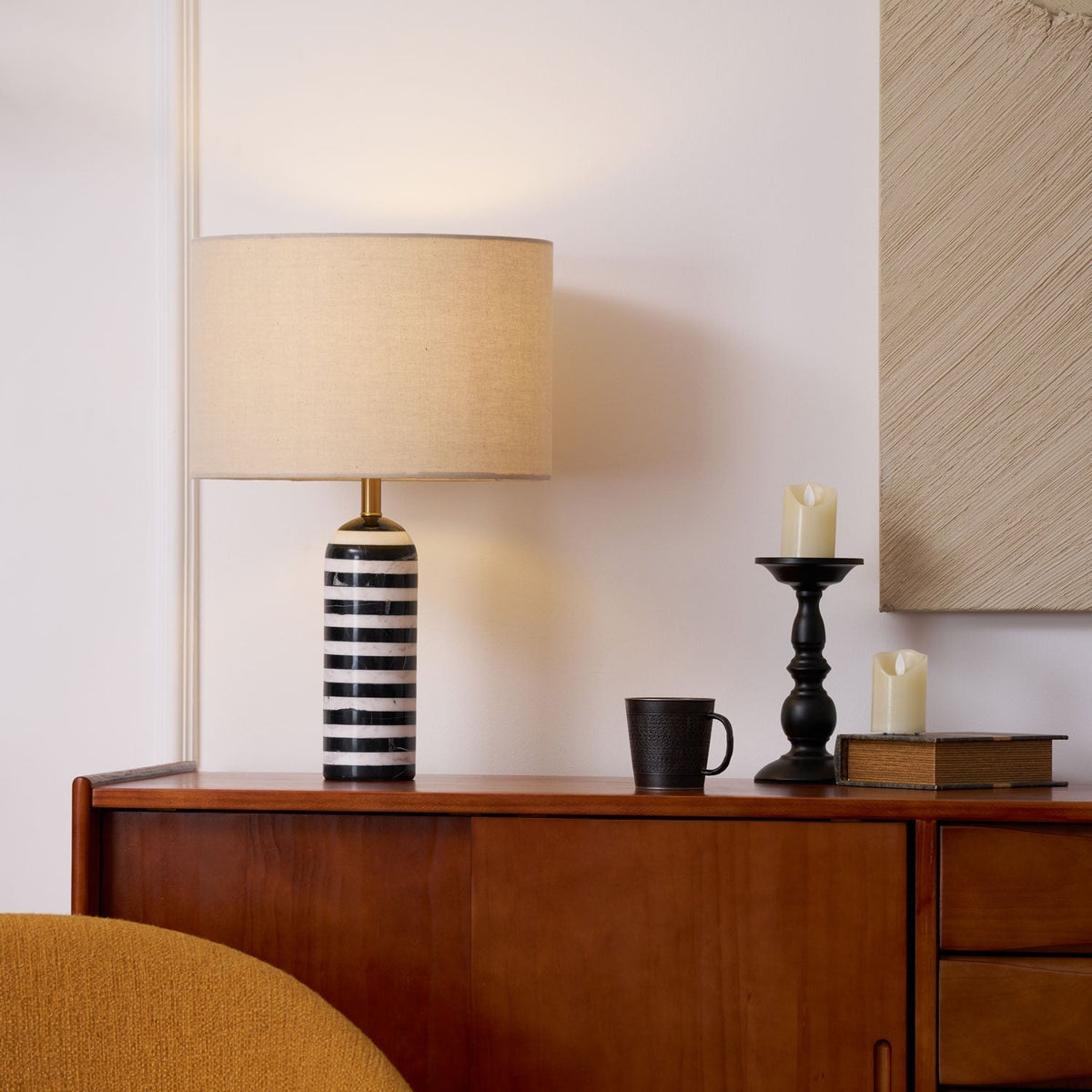 Avery moderne tafellamp