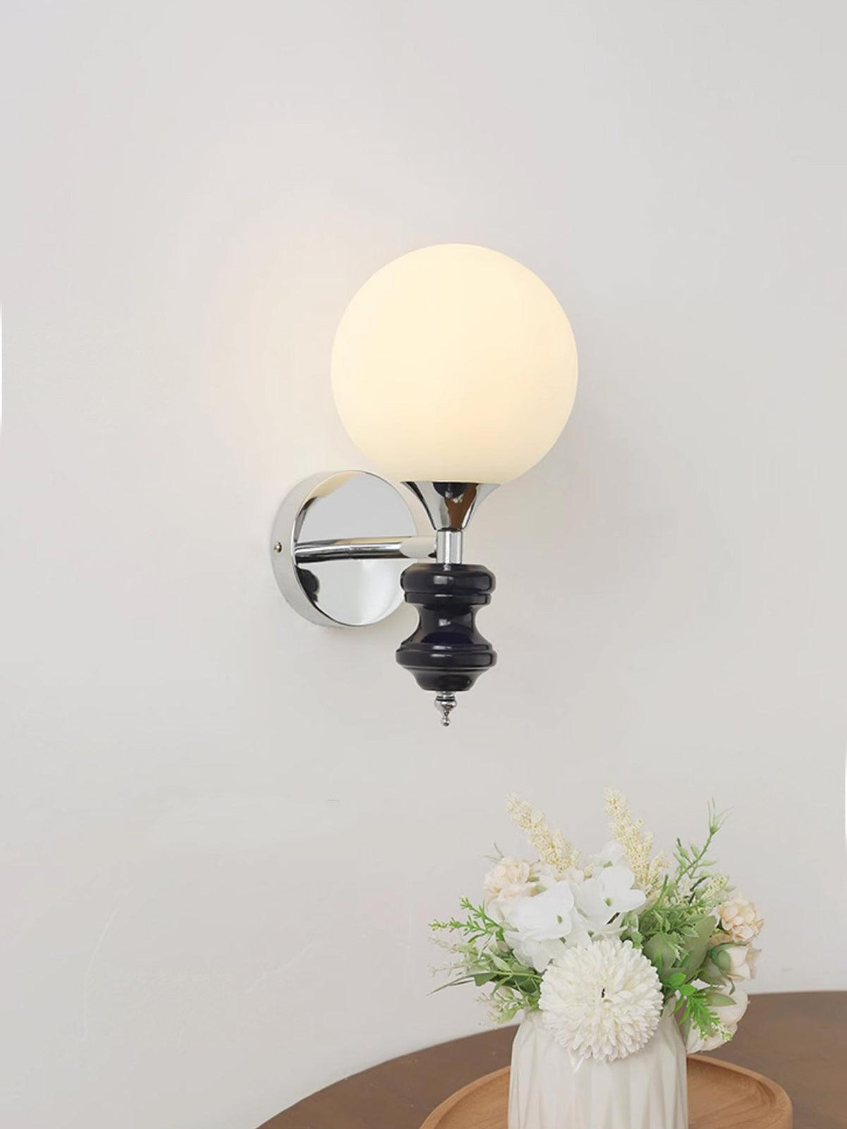 Sune Vintage wandlamp van glas in chroom en blauw