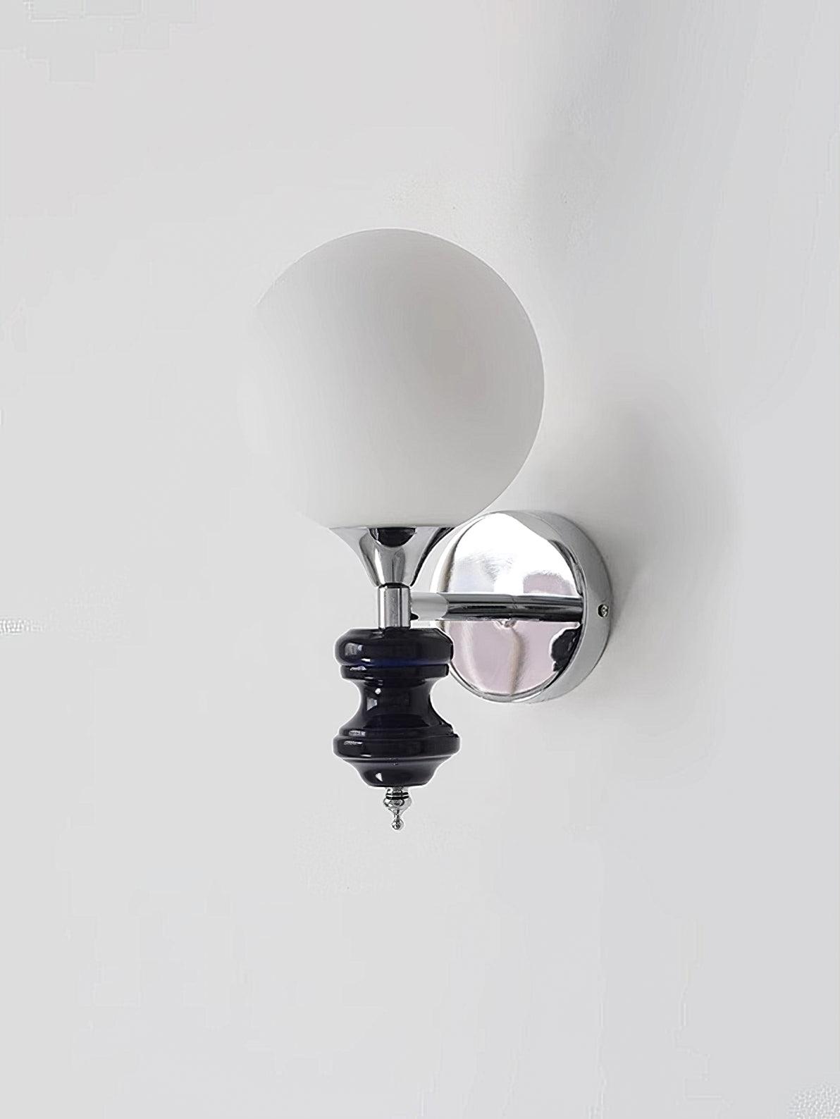 Sune Vintage wandlamp van glas in chroom en blauw